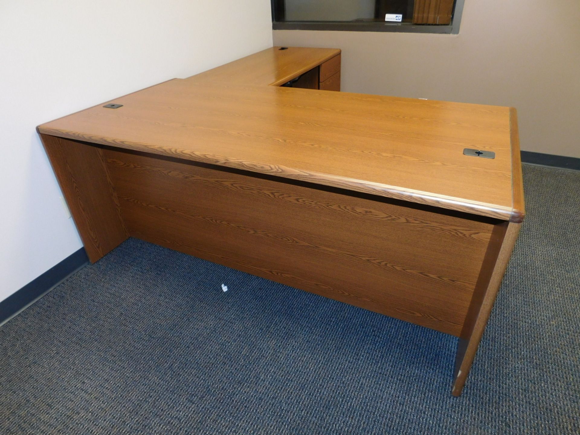 HON 36" X 72" EXECUTIVE L DESK WITH RIGHT EXECUTIVE HEIGHT EXTENSION