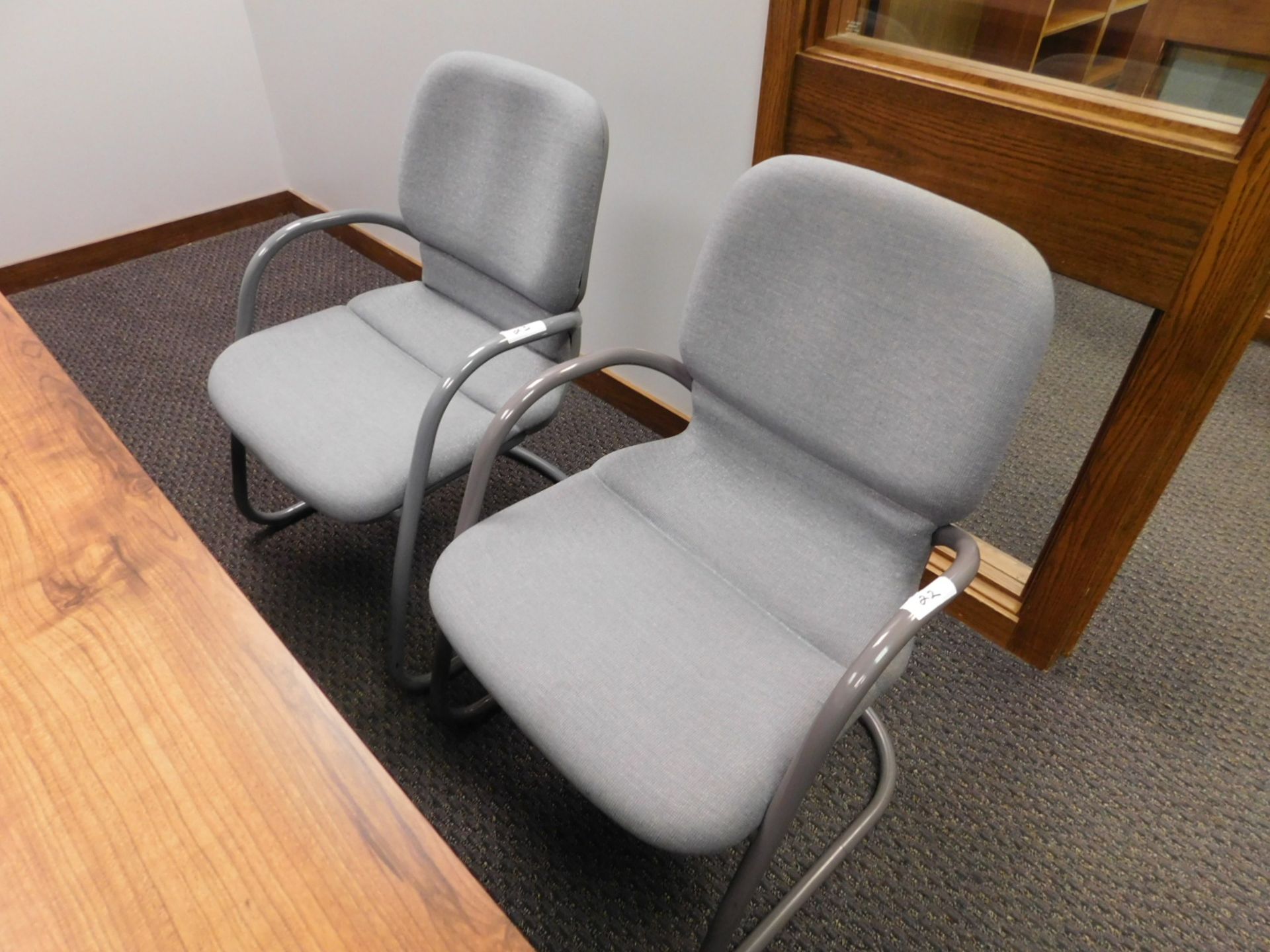 STEELCASE SLED BASE UPHOLSTERED GUEST CHAIRS - 2 CHAIRS - 2X THE BID