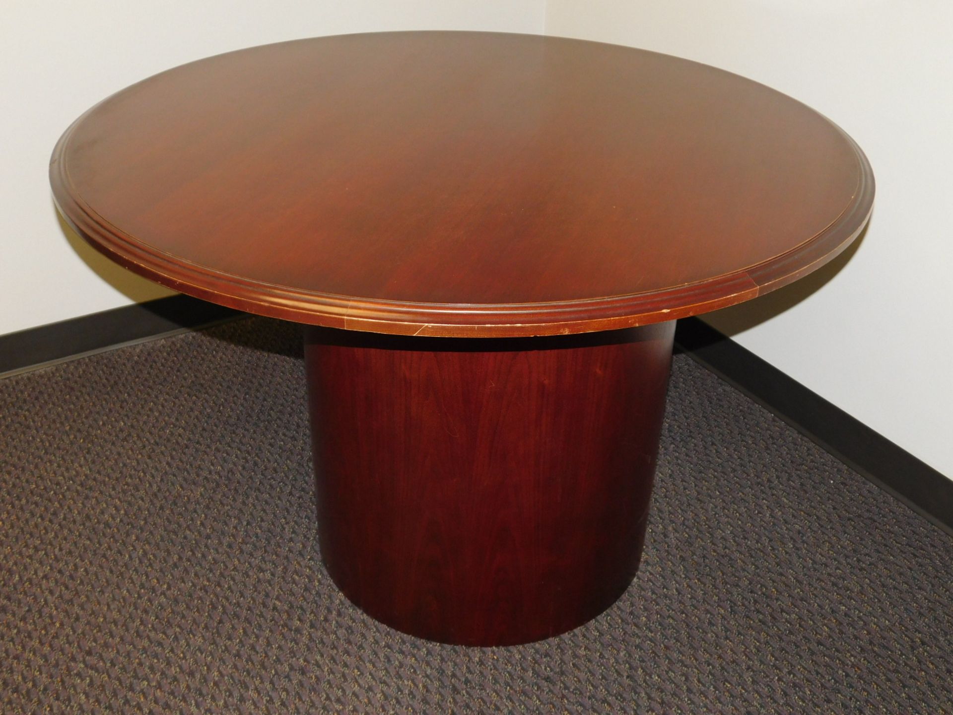 KIMBALL 48" MAHOGANY CIRCULAR CONFERENCE TABLE