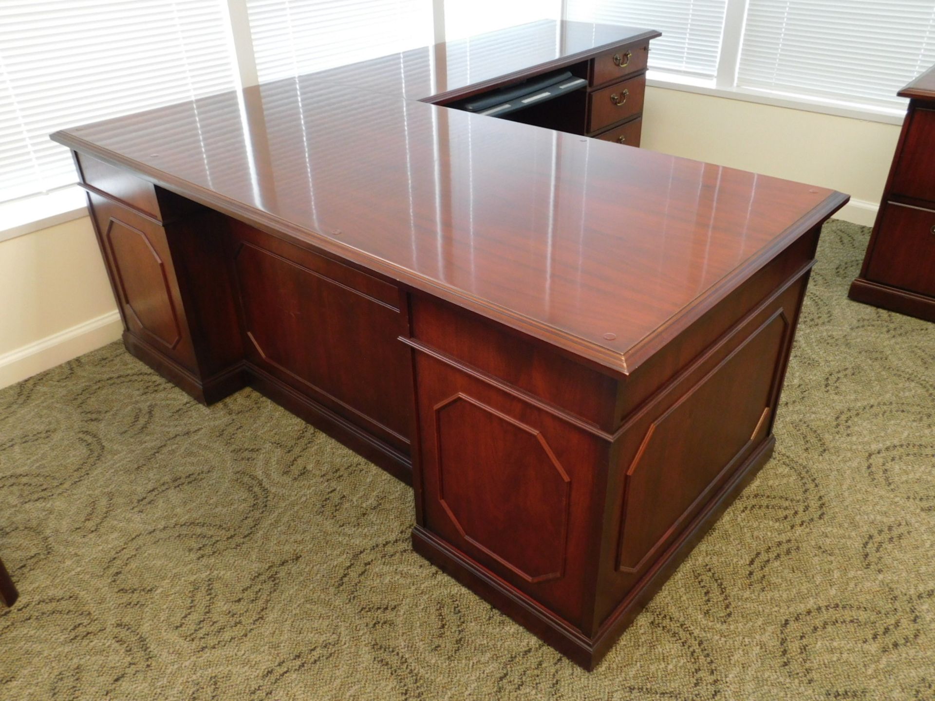 36" X 72" KIMBALL PRESIDENTIAL EXECUTIVE L DESK W/ RIGHT EXTENSION