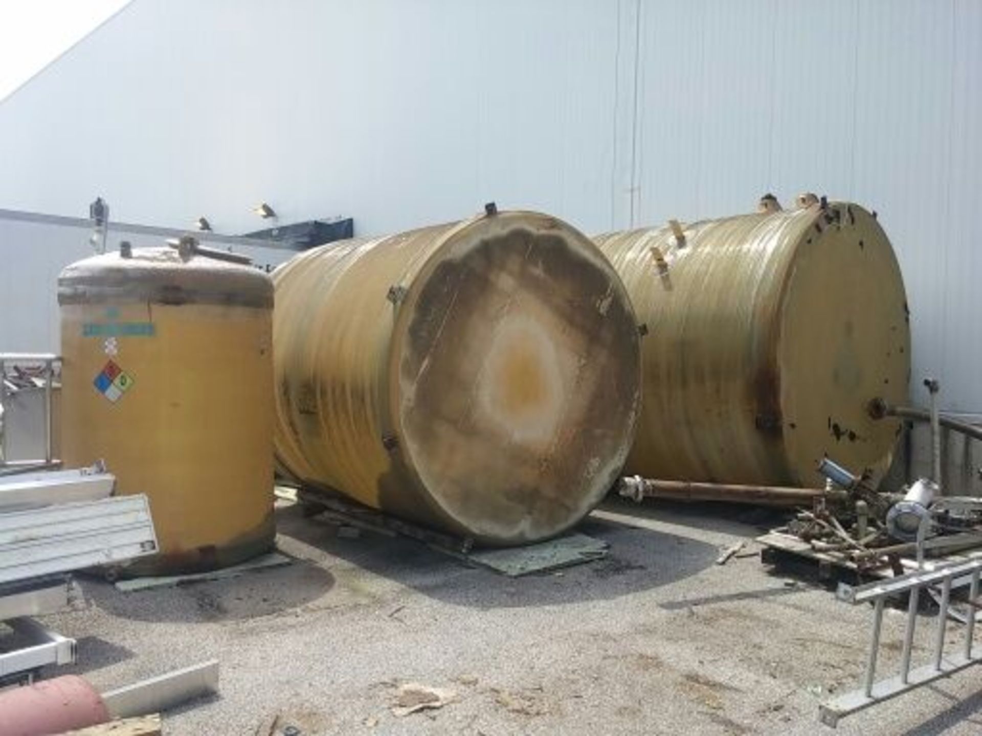 5500 Gal Fiberglass tank