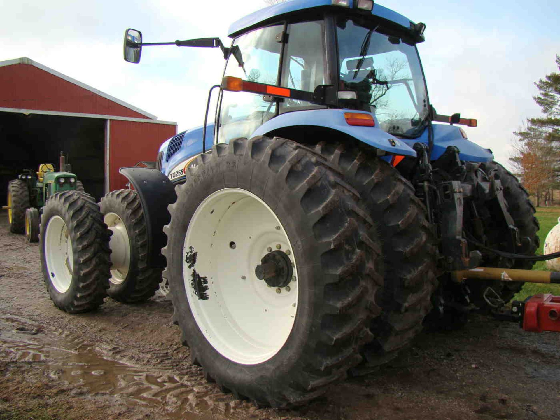 2006 New Holland TG255 FWA tractor, 3,073 hrs, MegaFlow hydraulics, Ag Leader guidance ready 10ft - Image 13 of 18