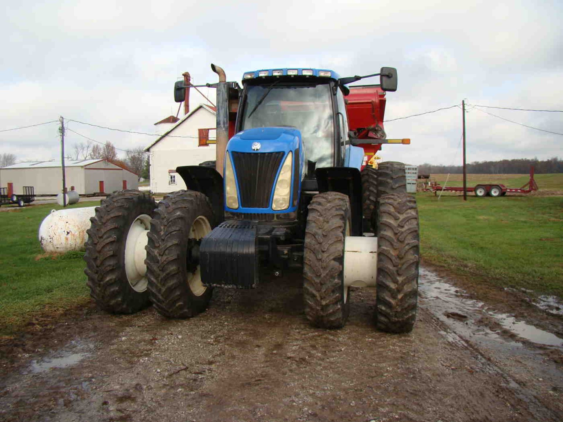 2006 New Holland TG255 FWA tractor, 3,073 hrs, MegaFlow hydraulics, Ag Leader guidance ready 10ft - Image 8 of 18