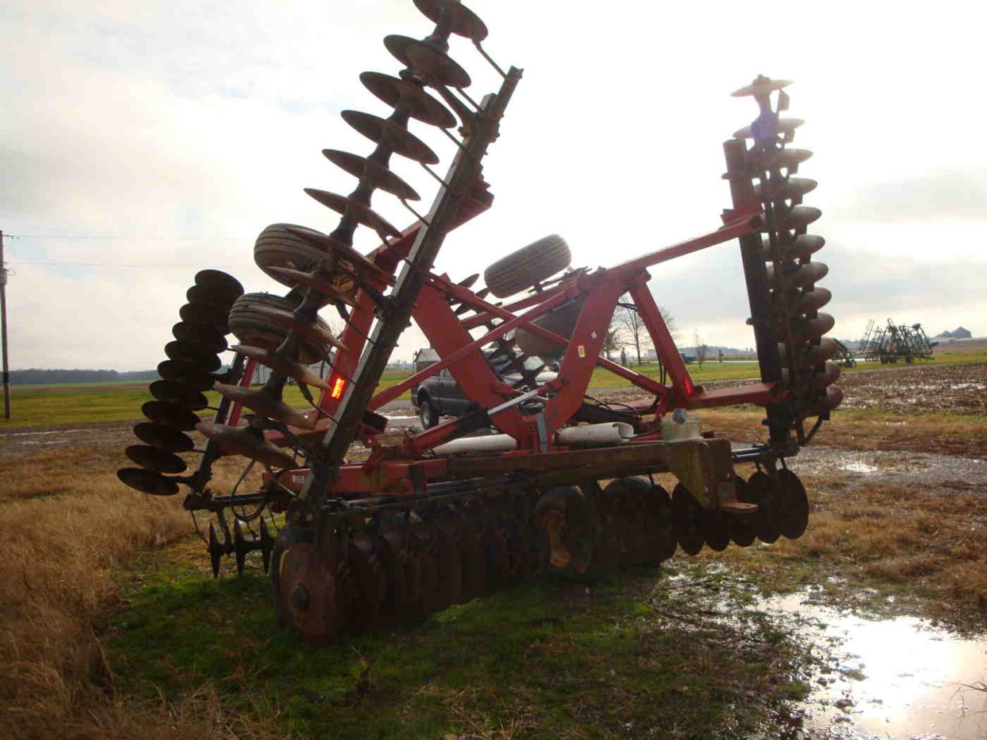 IH 496 disk 25ft newer blades & bearings - Image 5 of 6