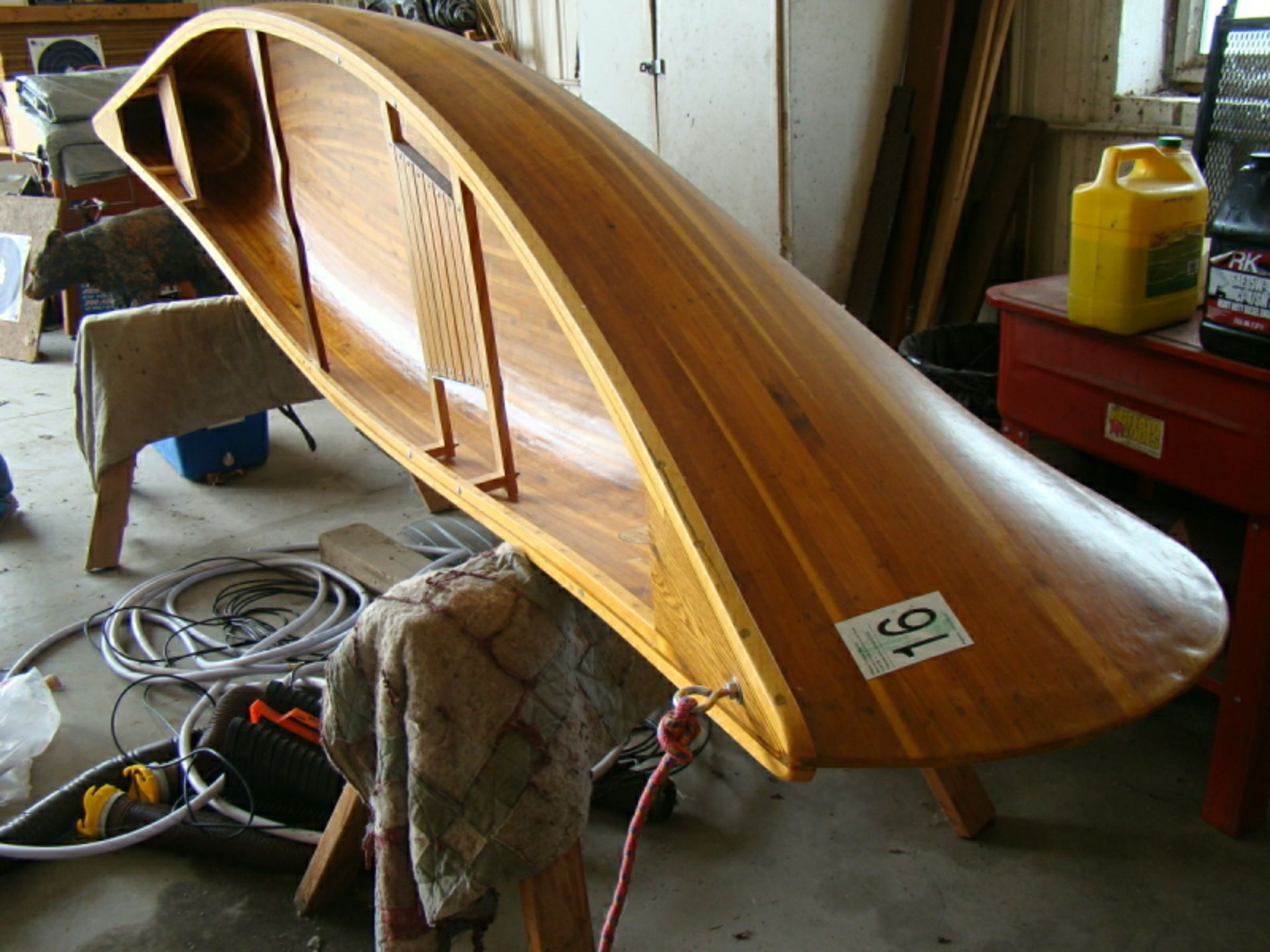 Wooden canoe, Western Cedar Strip, fiberglass cloth oak seats; - Image 3 of 8