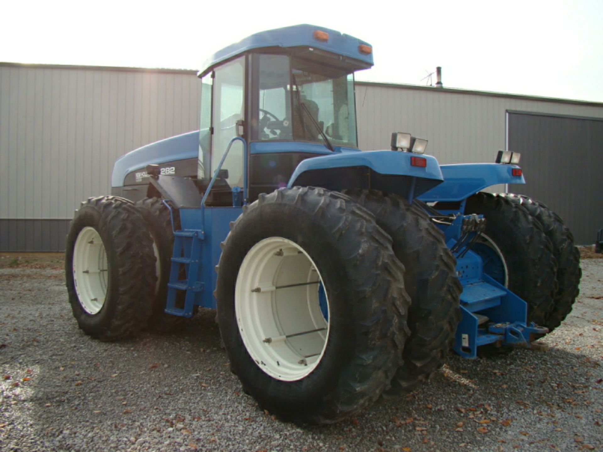 1996 New Holland 9282 tractor, 4x4, 3,515 hours, 5.9 Cummins, Good Year 18.4-38 duals 50%, - Image 11 of 26