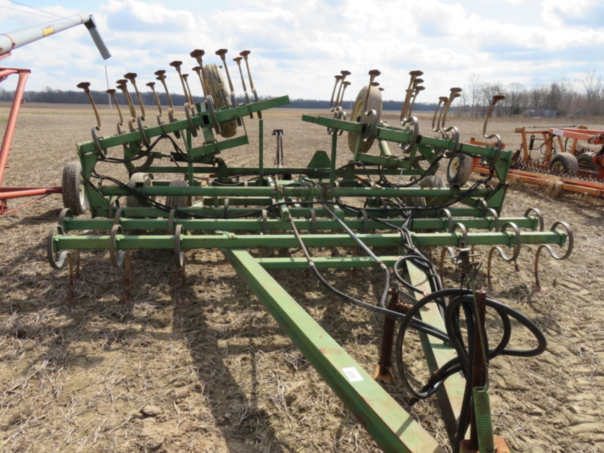 25ft Danish tine field cultivator;