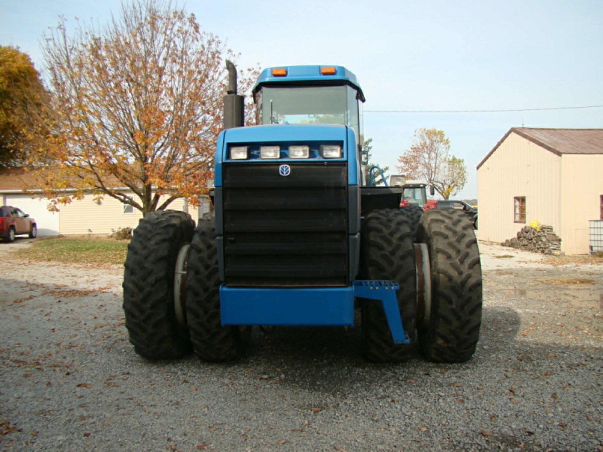 1996 New Holland 9282 tractor, 4x4, 3,515 hours, 5.9 Cummins, Good Year 18.4-38 duals 50%, - Image 3 of 26