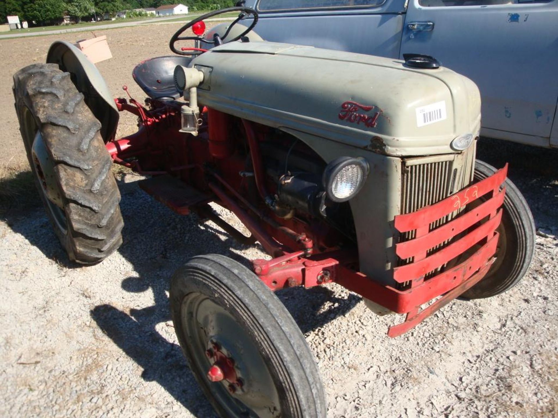 1951 Ford 8N tractor, WFNew carburetor, new battery, front and rear main seals replaced,