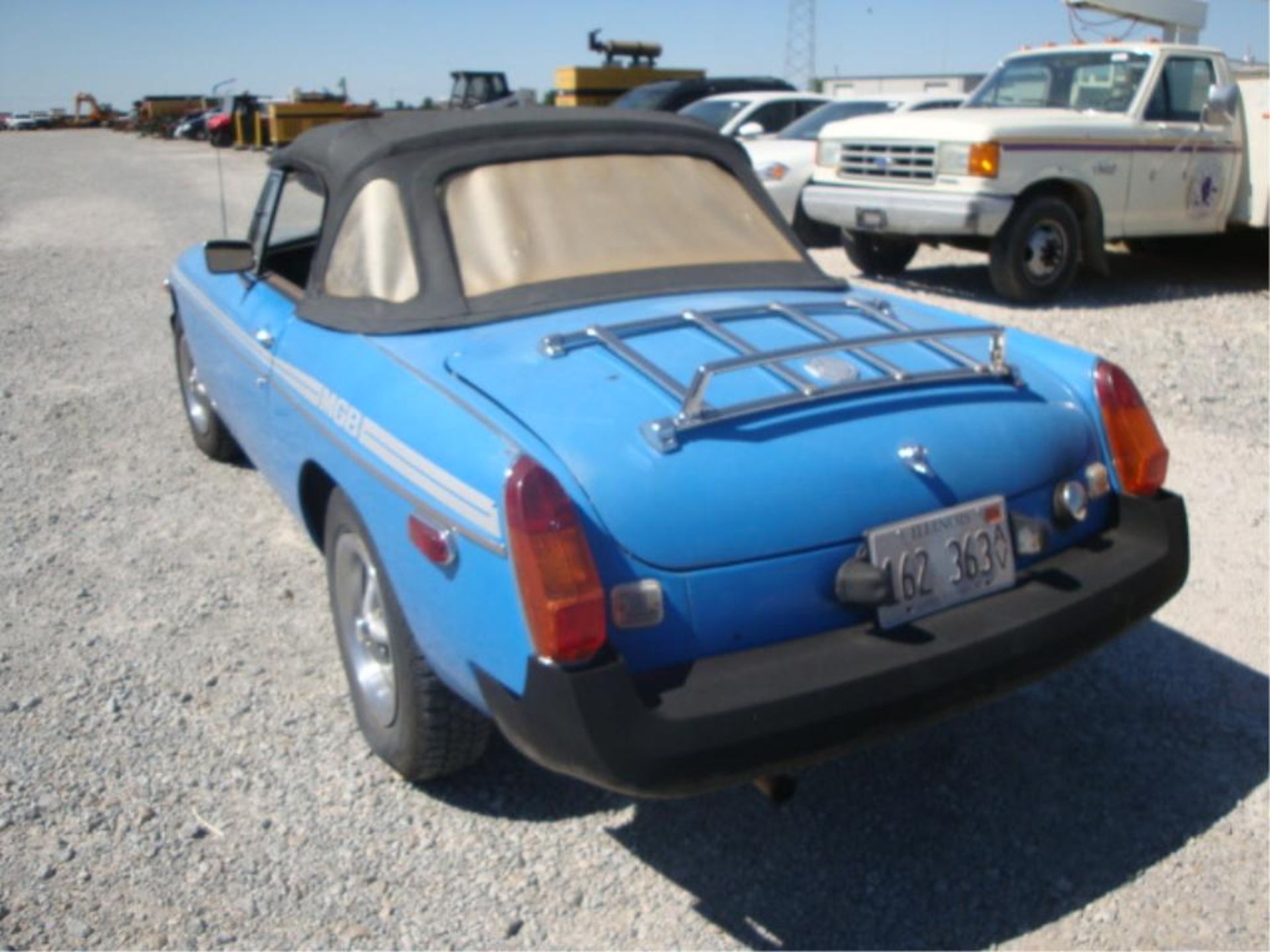 (Title) 1979 MGB, 14,890 miles on ODO,New in 2014: fuel pump, gas tank, clutch, radiator rodded - Image 23 of 34