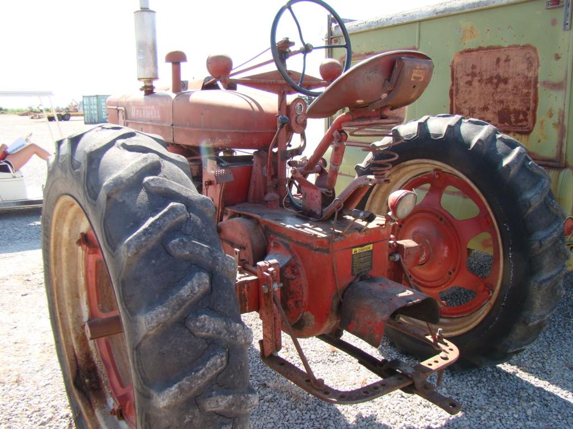 IH model M tractor, NF, gas - Image 5 of 12