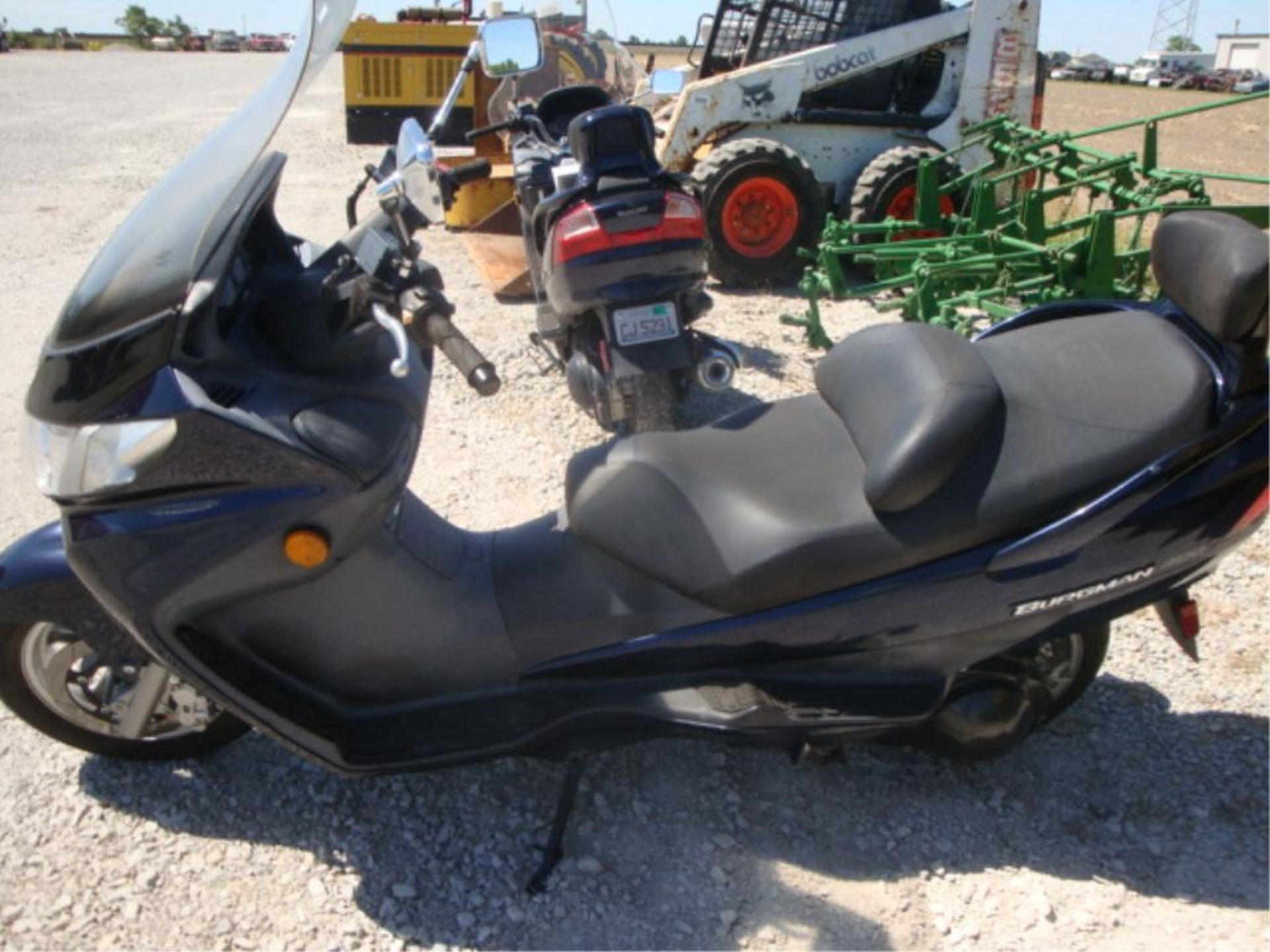 (Title) 2004 Suzuki Burgman scooter, <6000 miles,400cc - Image 5 of 10