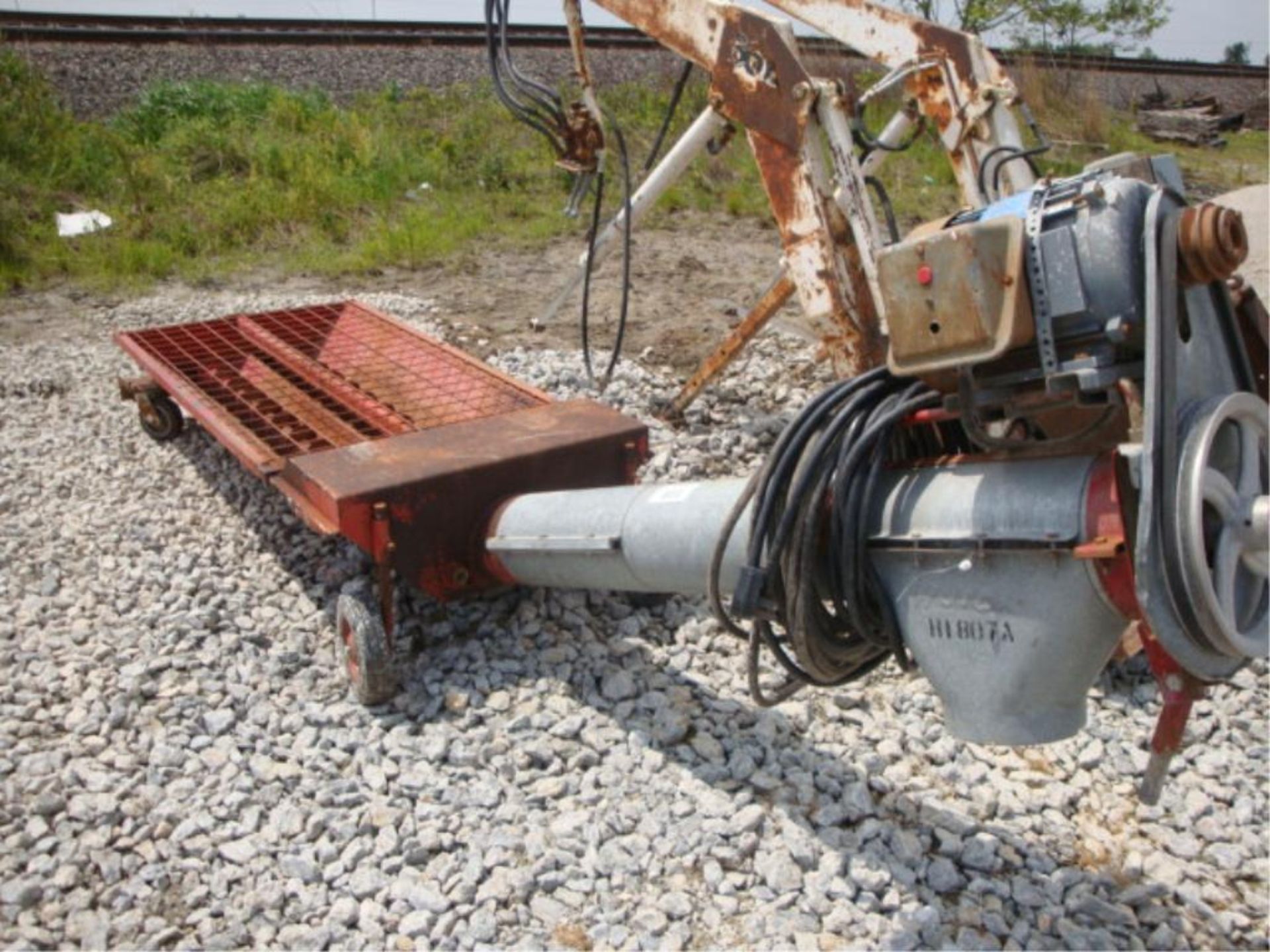 Hutchinson hopper auger with motor