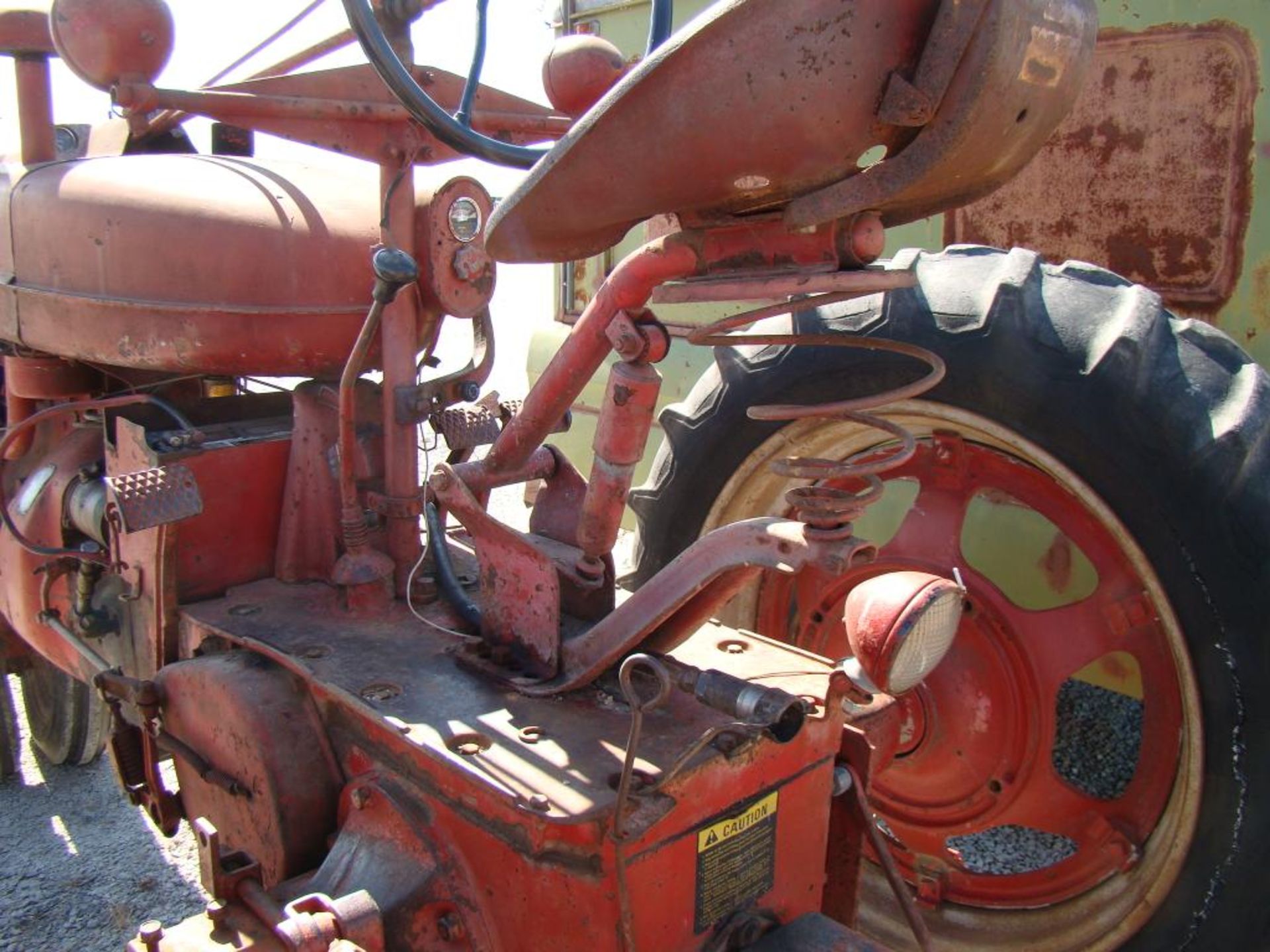 IH model M tractor, NF, gas - Image 7 of 12