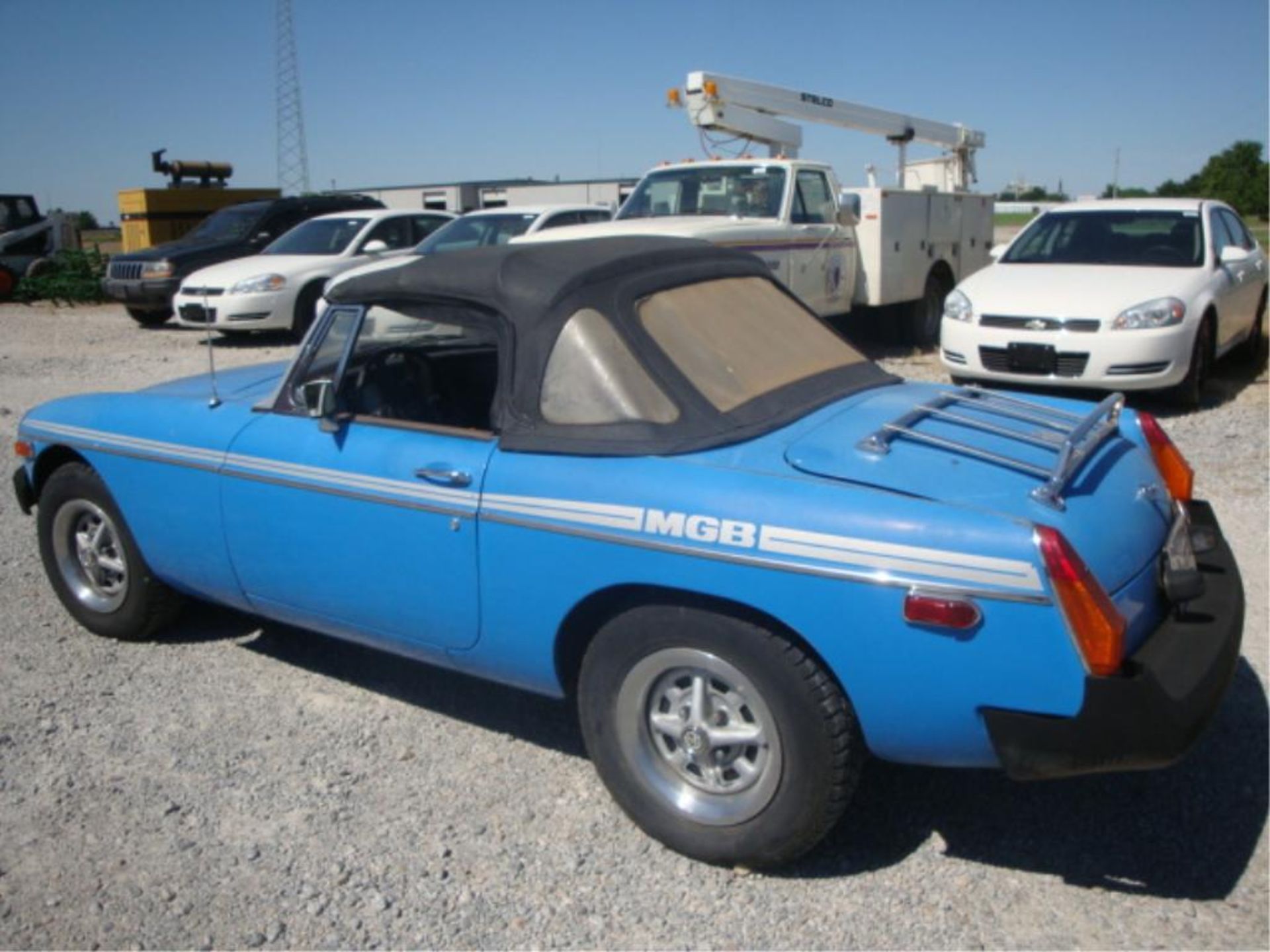 (Title) 1979 MGB, 14,890 miles on ODO,New in 2014: fuel pump, gas tank, clutch, radiator rodded - Image 25 of 34