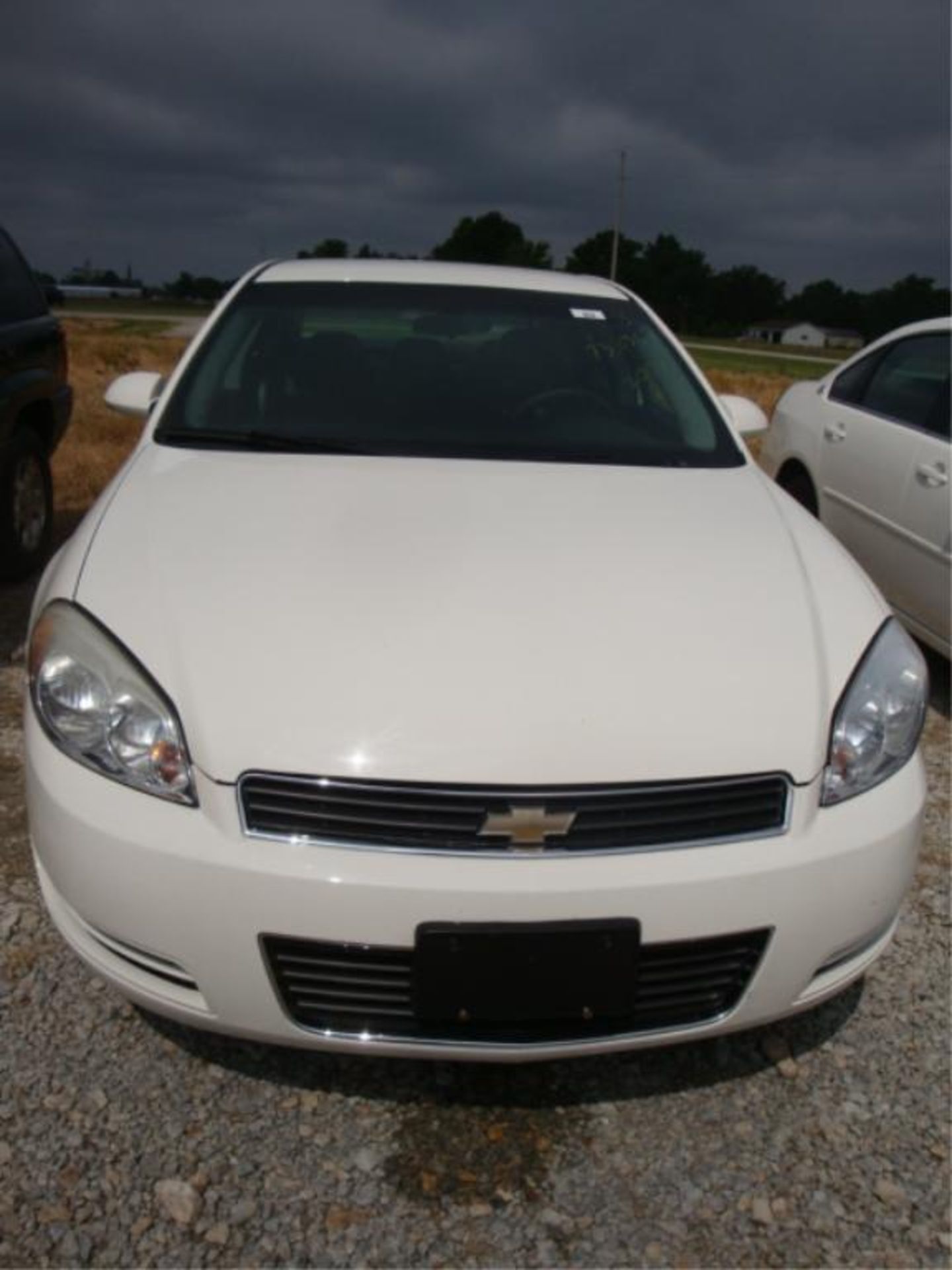 (Title) 2007 Chevrolet Impala 4 door, 3900 V6,73,036 mi. vin 2G1WS55R979417943 - Image 4 of 10