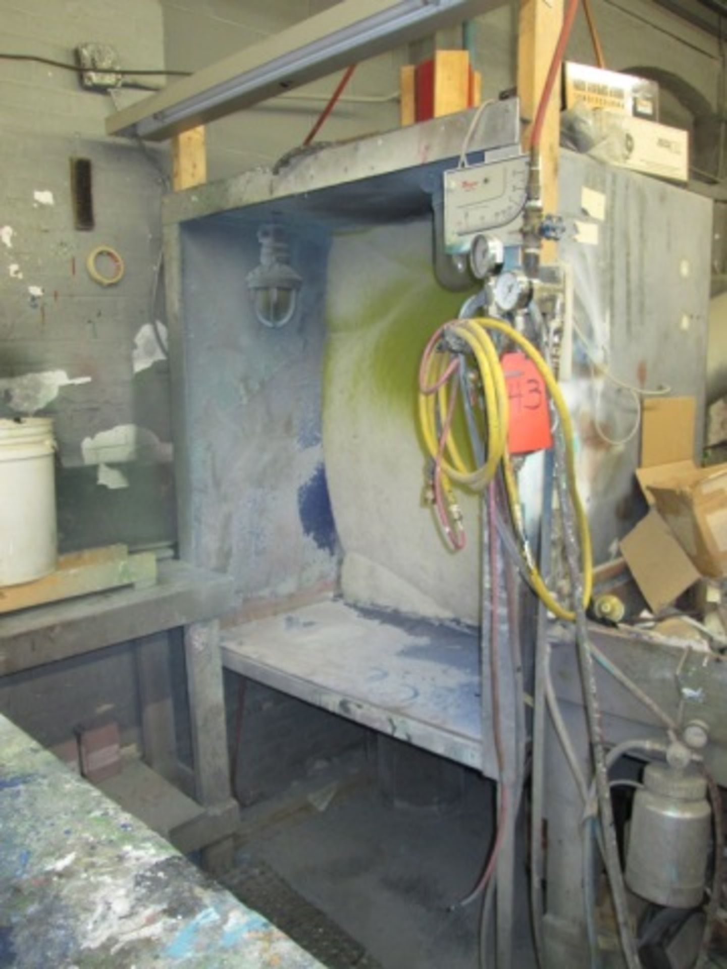 Spray booth