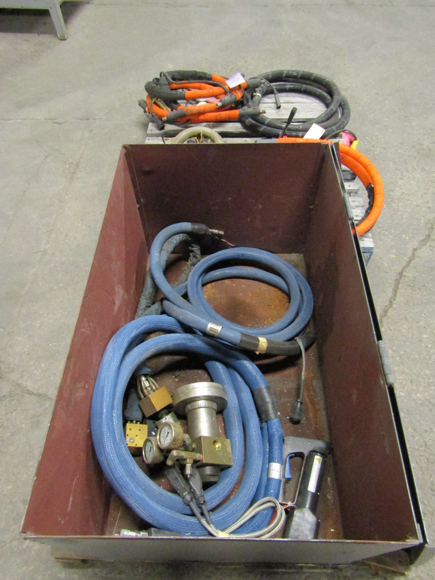 Large Lot of Assorted Industrial Glue Guns with hoses - Image 3 of 4