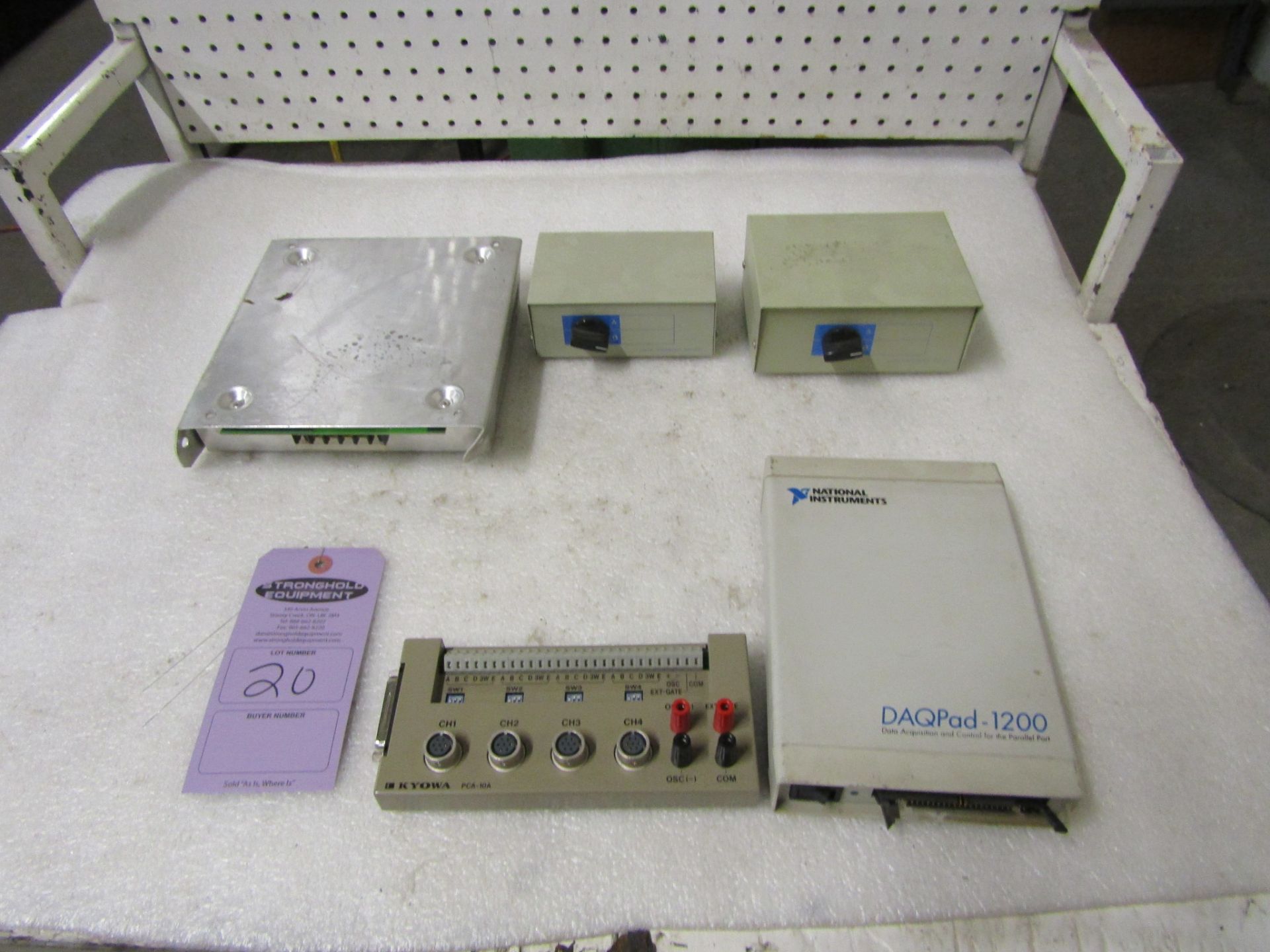 Lot of Electrical units - Staco controller, Data transfer units and DAQPad-1200 unit with Rockwell