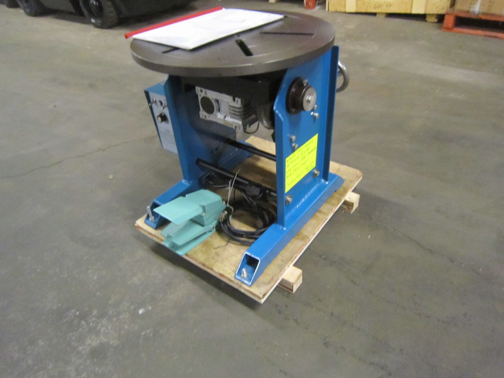 Verner model VD-700 WELDING POSITIONER 700lbs capacity - tilt and rotate with variable speed drive