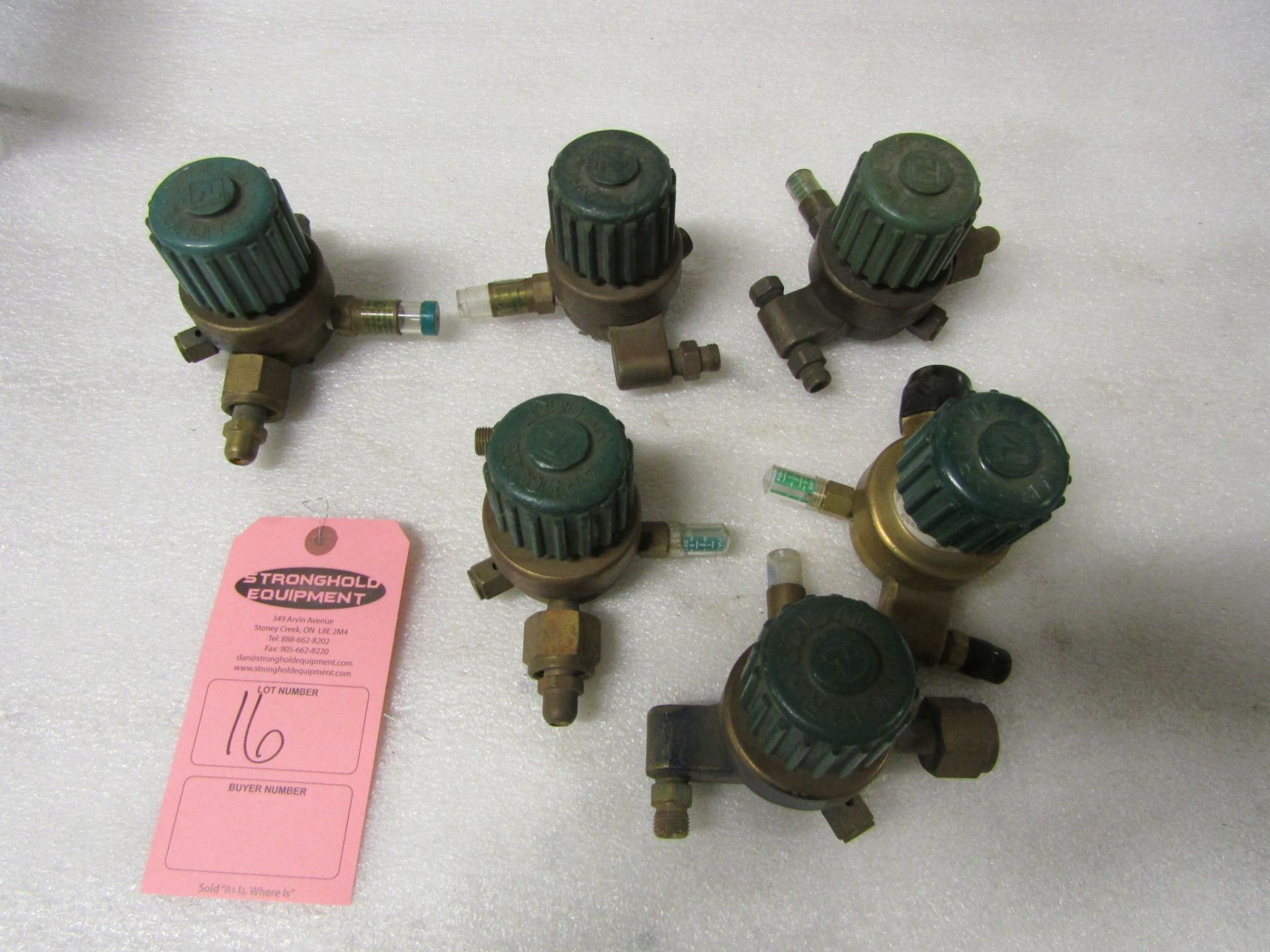 Lot of 6 Air Liquide Propane Oxygen regulators