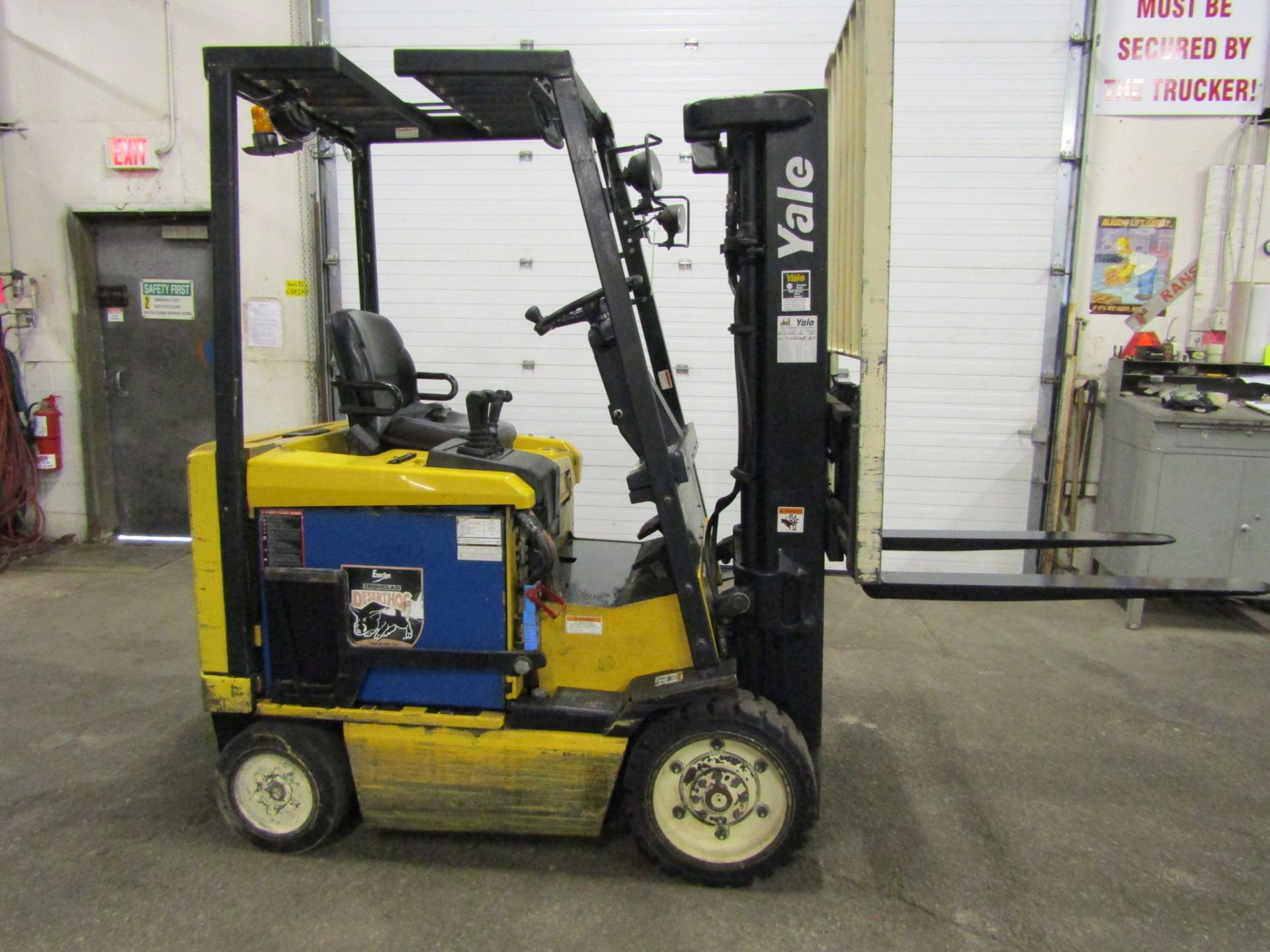 2003 Yale 5000lbs Capacity Forklift - Electric unit with 3-stage mast & sideshift with Charger