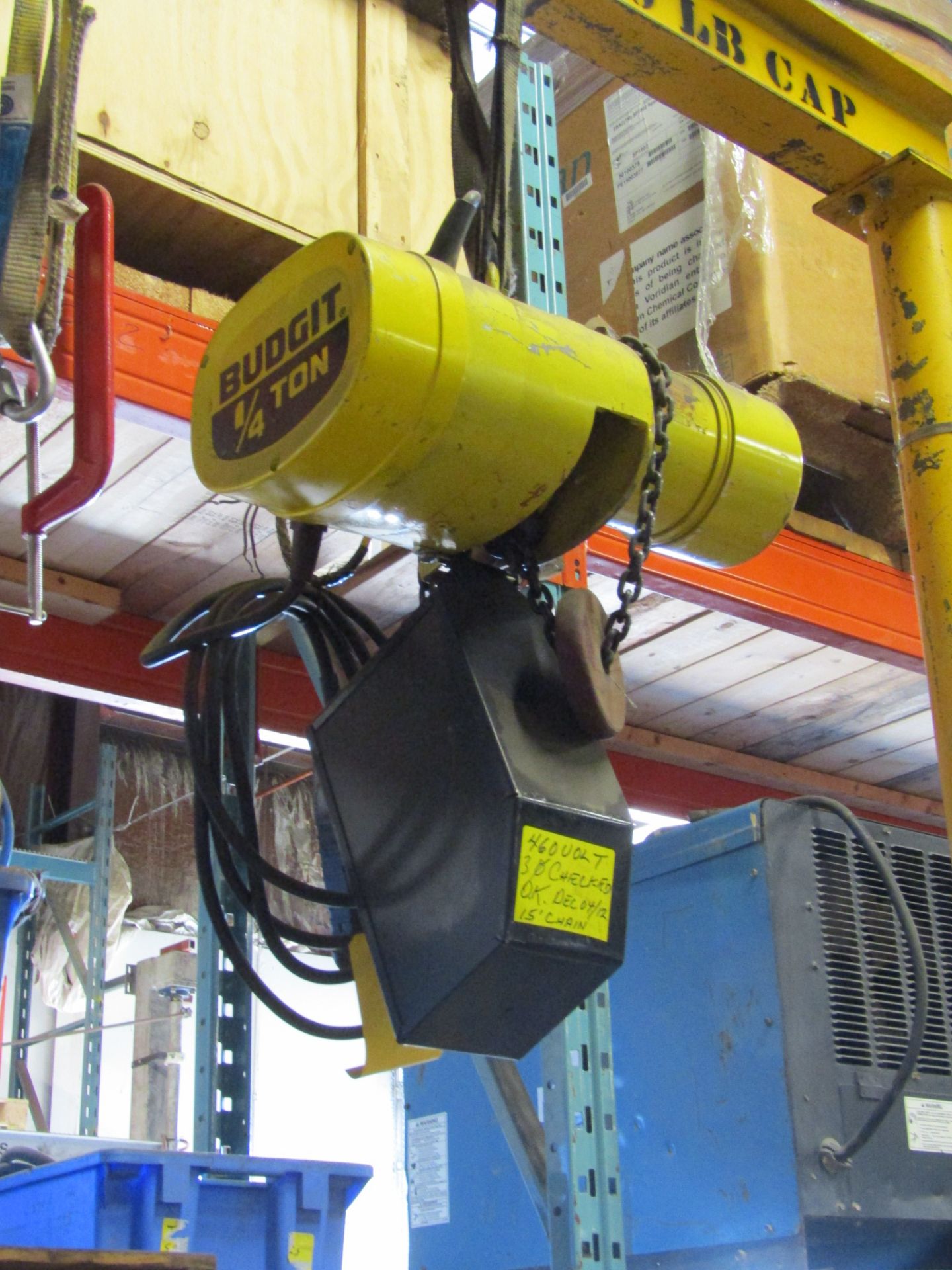 Budget 1/4 Ton 500lbs Electric Hoist with 15' chain with pendant control