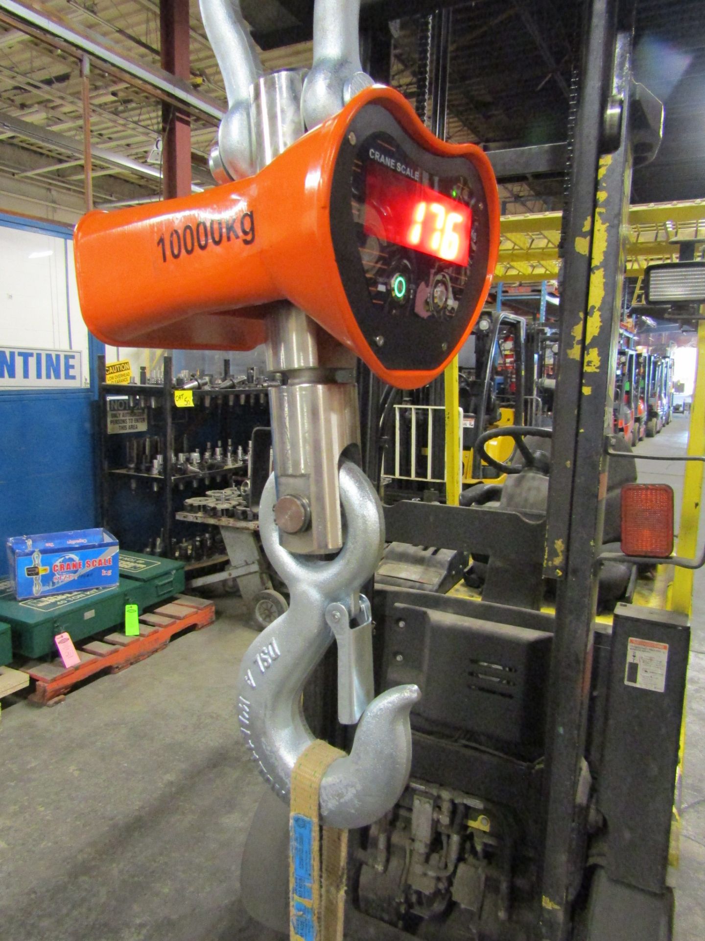 Hanging MINT Digital Crane Scale 20,000lbs 10 ton Capacity - complete with remote control and