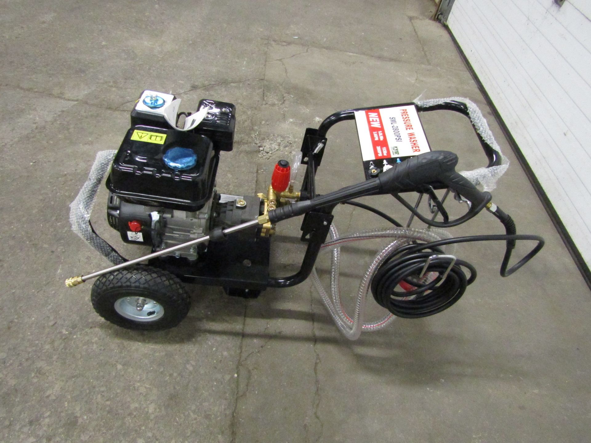 Brand New Pressure Power Washer - Gas Powered Unit 2800PSI - Variable Speed 2.6GPM with various