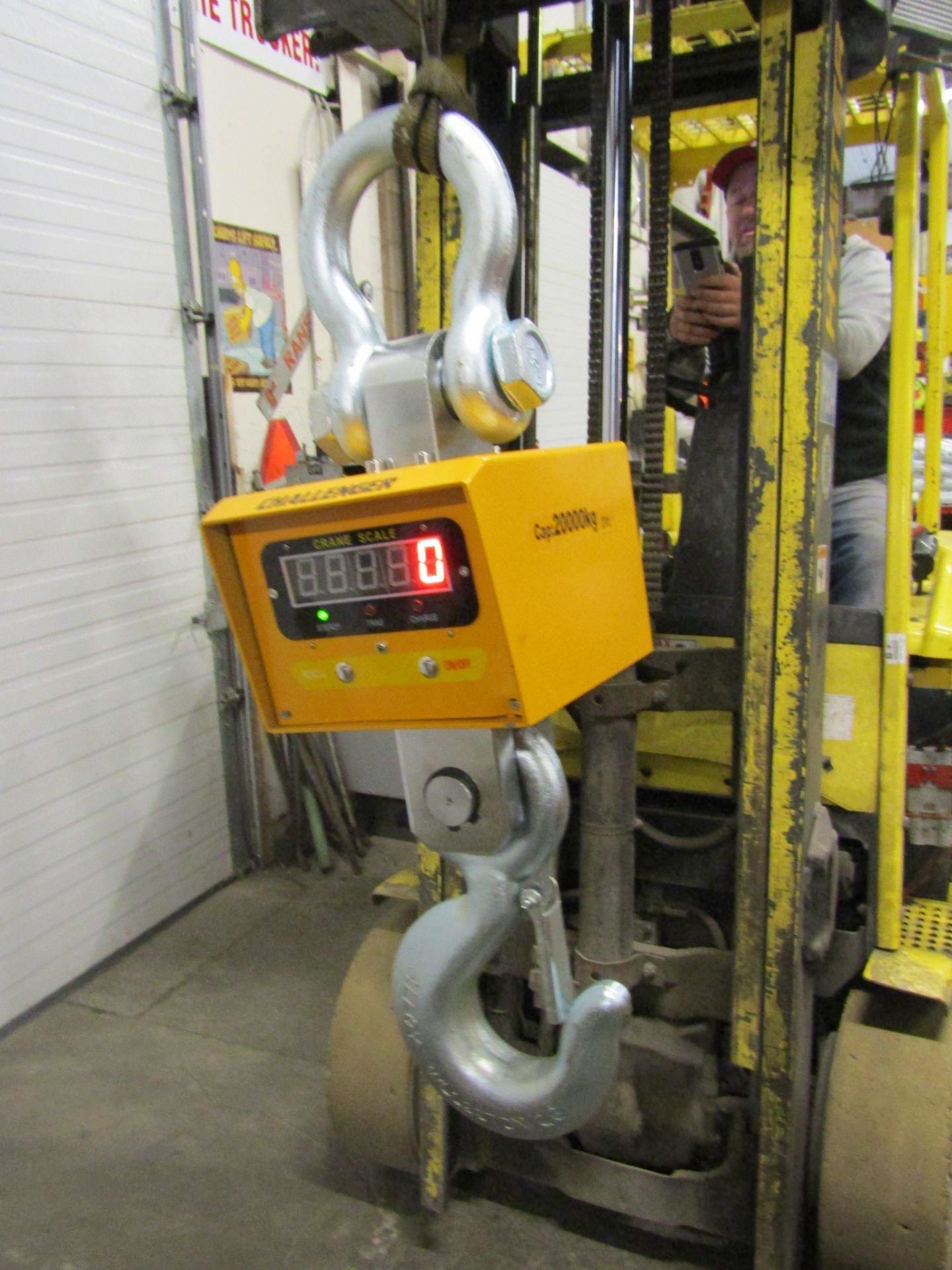 Hanging MINT Digital Crane Scale 40,000lbs 20 ton Capacity - complete with remote control and
