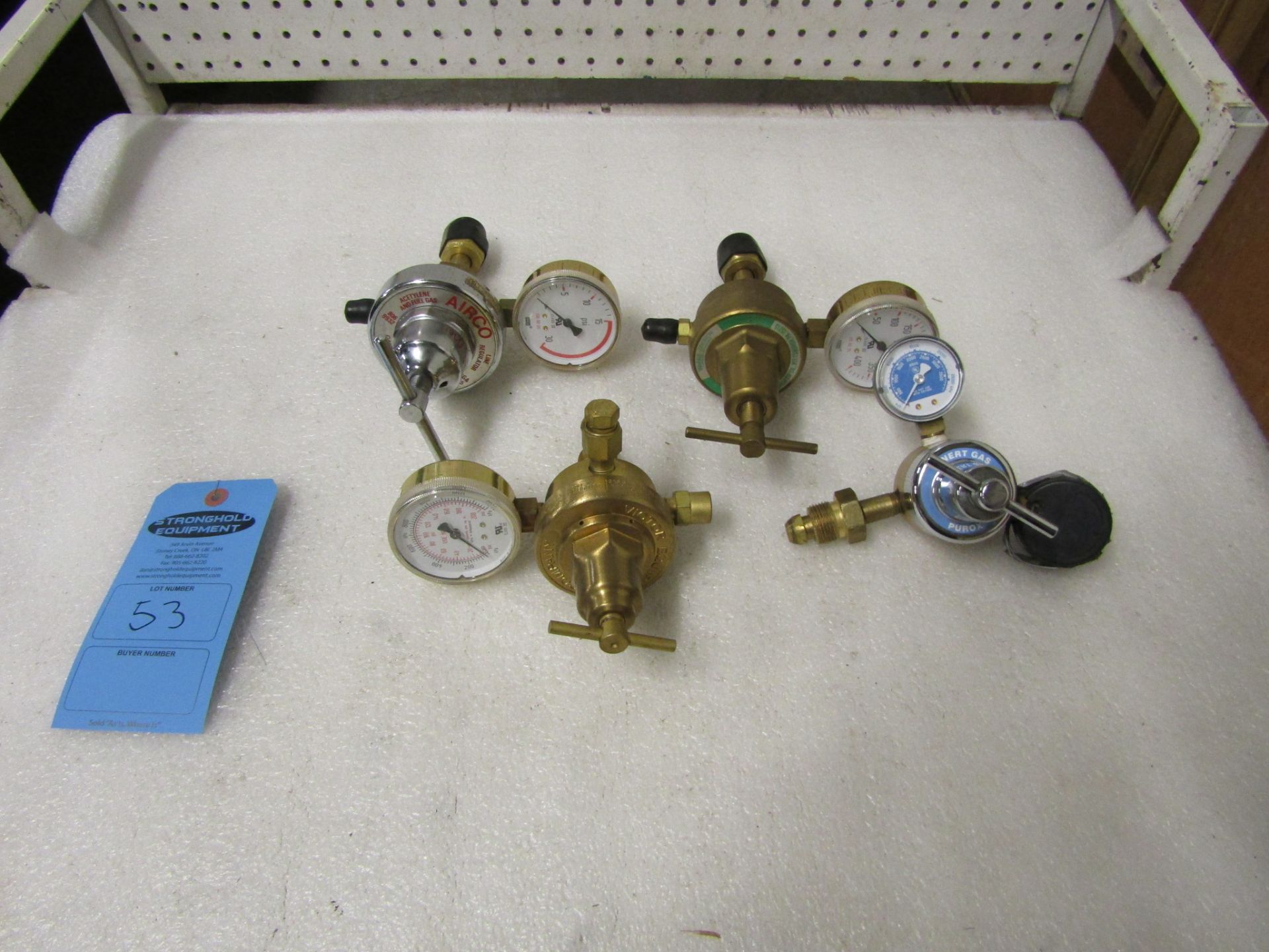 Lot of Welding Regulators with dial gauges - Airco & Esab