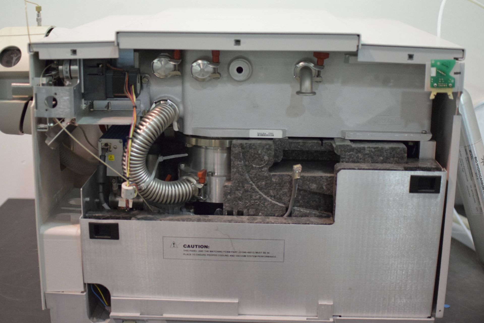 Agilent 1100 LC MSD Model G1946D Mass Spectrometer - Image 2 of 4