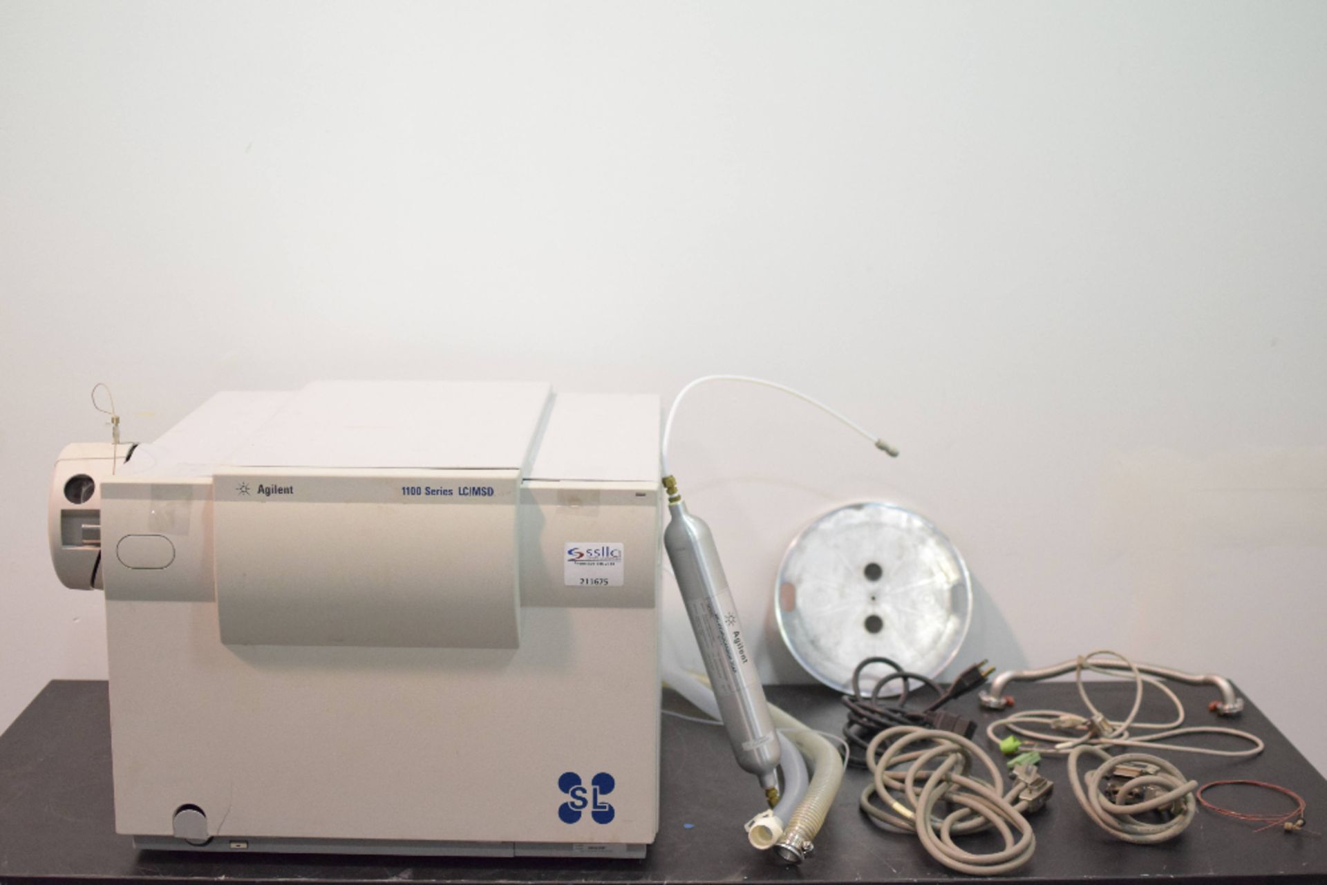 Agilent 1100 LC MSD Model G1946D Mass Spectrometer