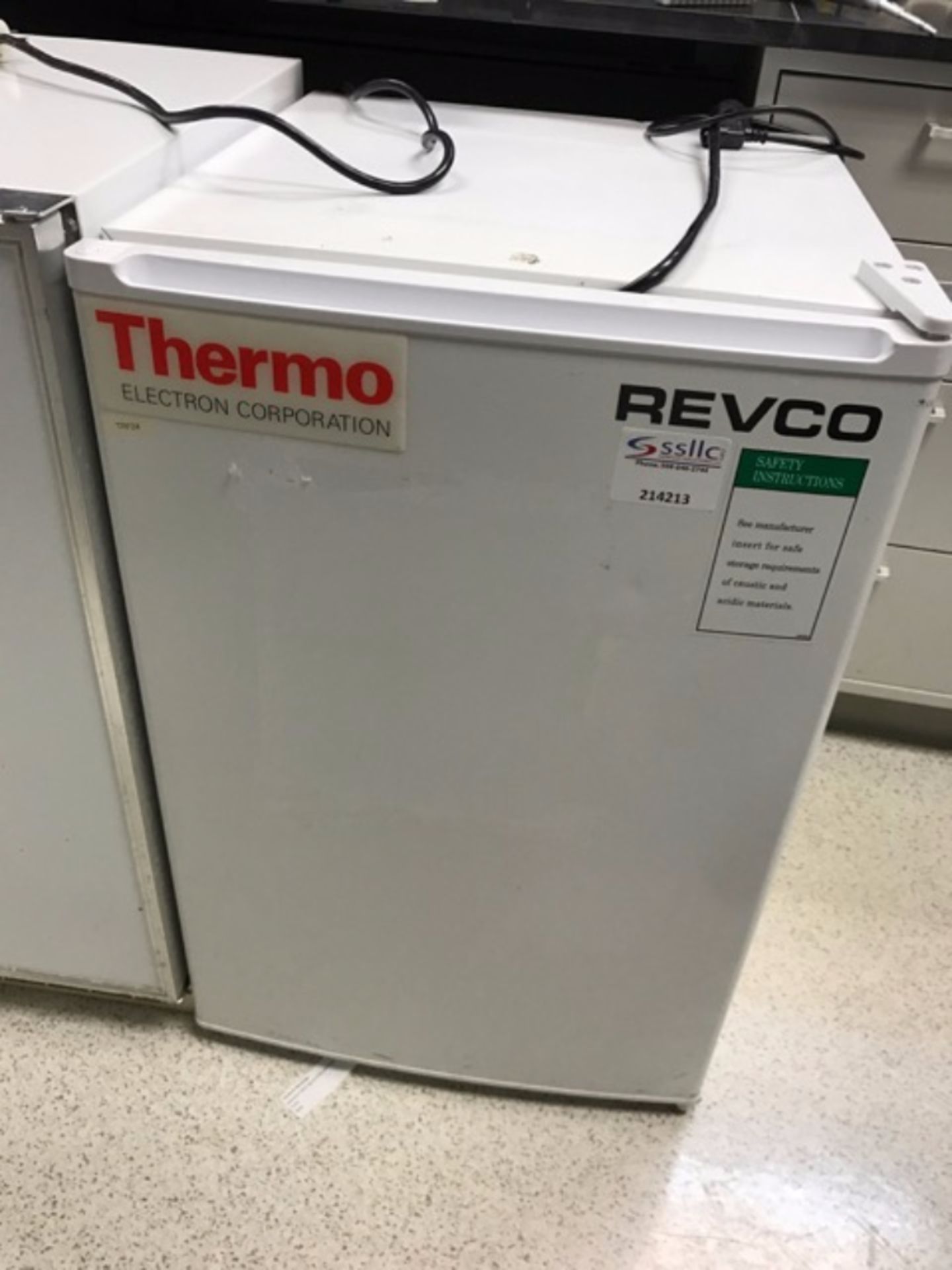 Thermo Electron Refrigerator