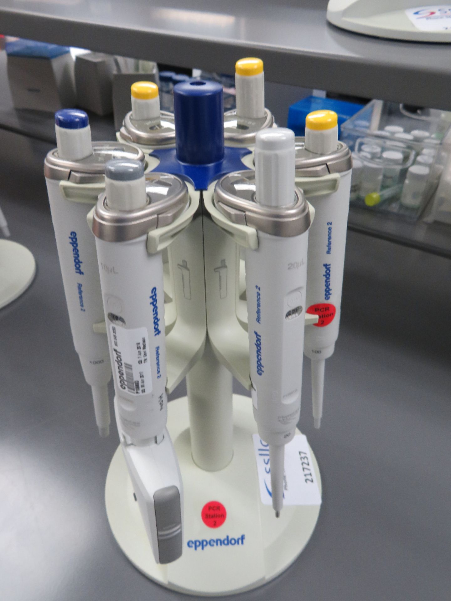 Eppendorf Pipette carousel with two 8 channel multichannel pipettes