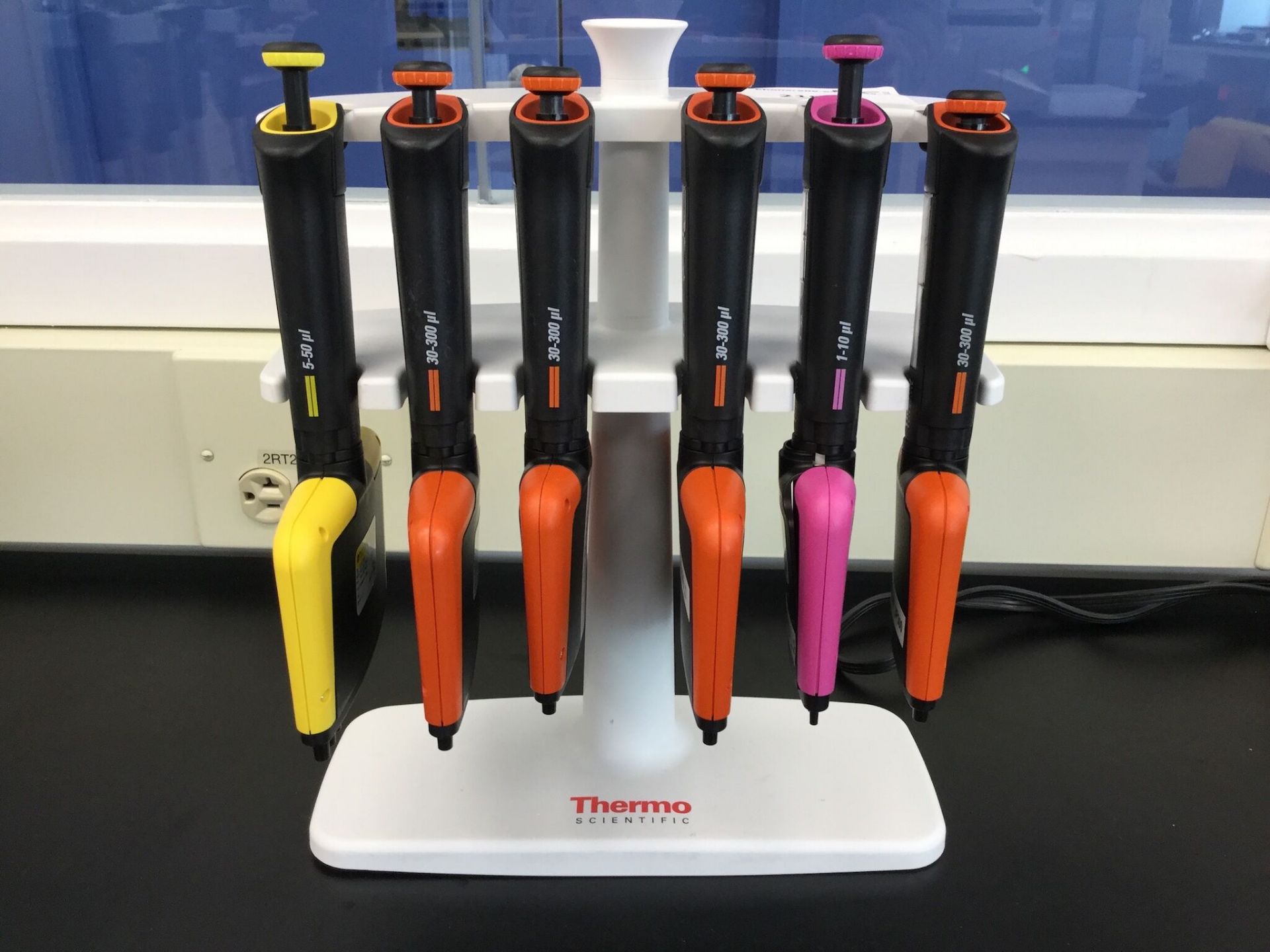 Lot of (6) Thermo Scientific Multi-Channel Pipettes