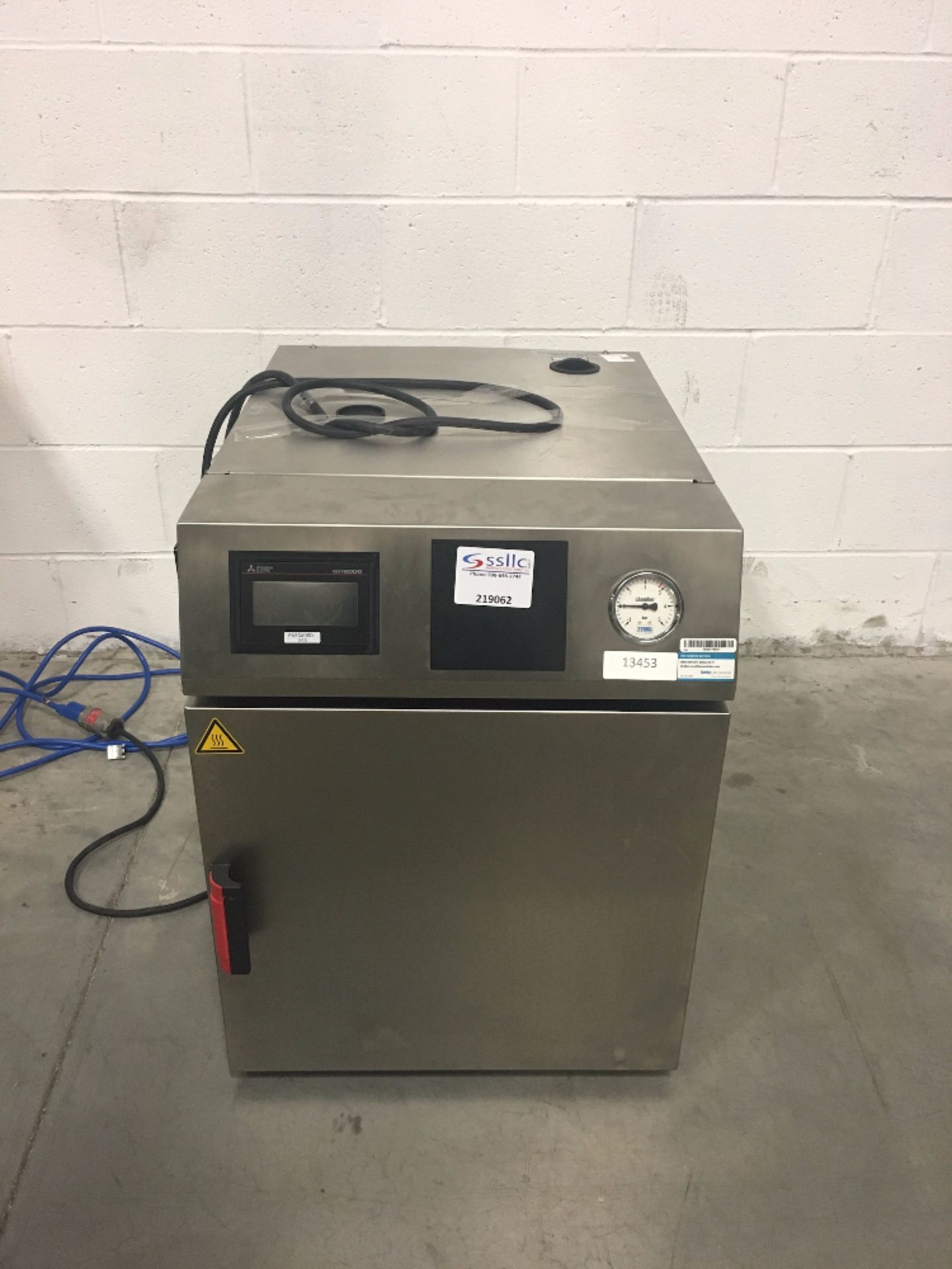 ZirBus Table Top Autoclave