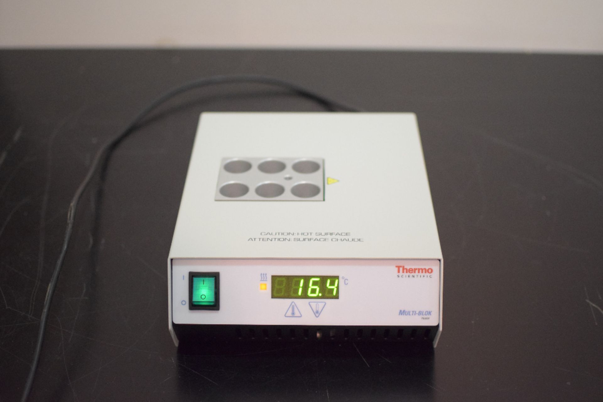Thermo Scientific 2000Q Dri-Bath Block Heater