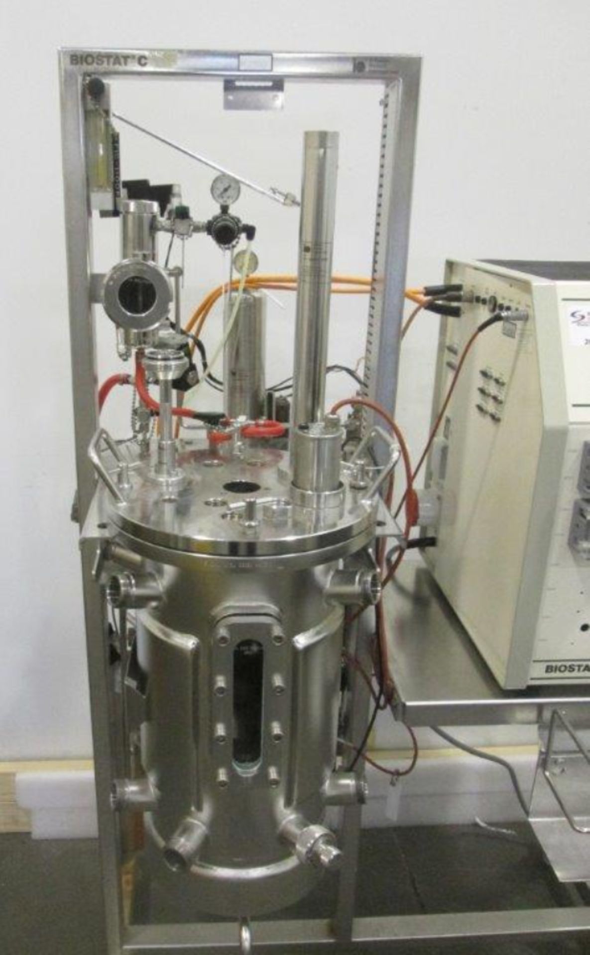 B. Braun Biostat C Bioreactor - Image 2 of 11