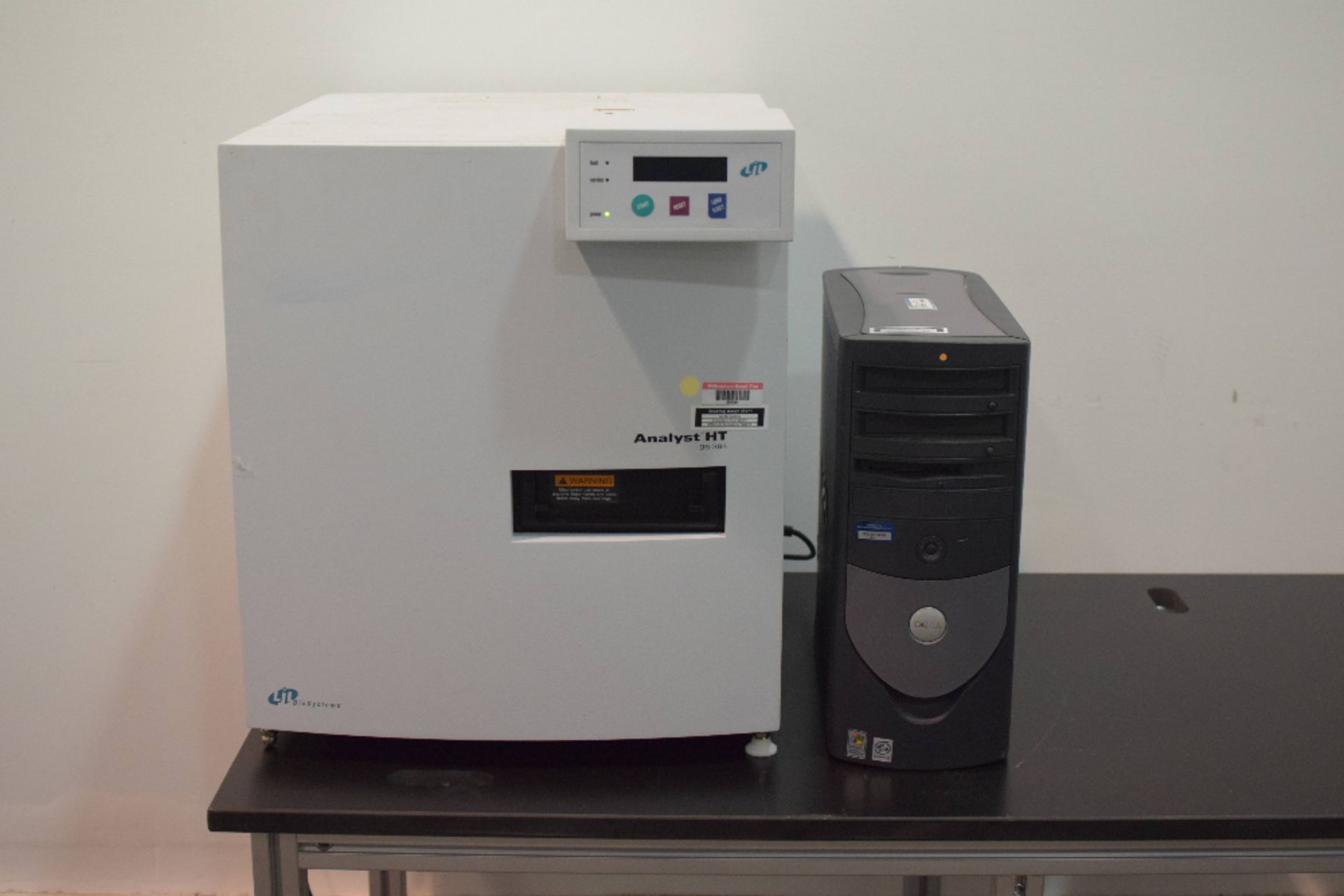 LJL BioSystems Analyst HT 96-384 Microplate Analyzer
