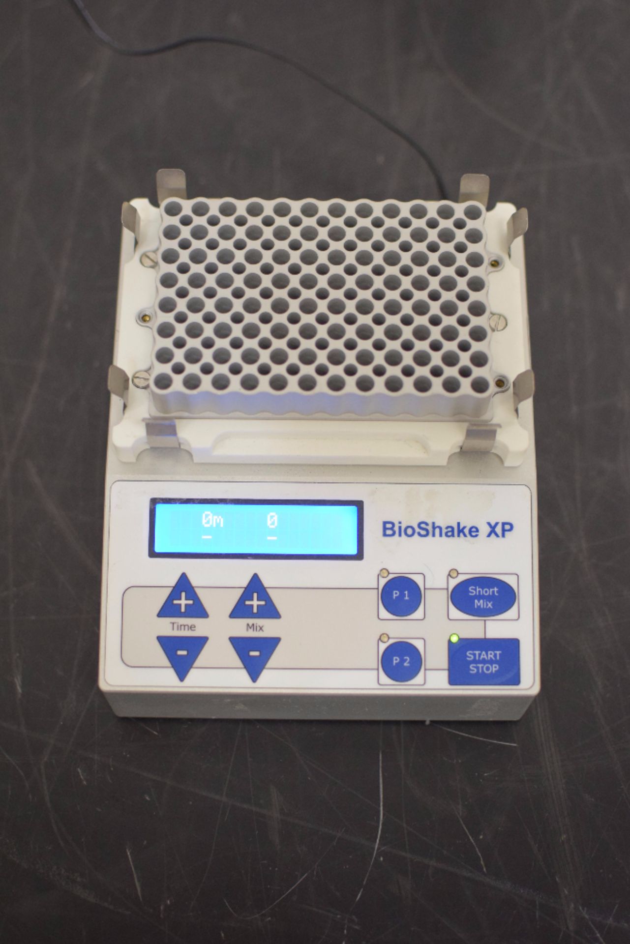 Quantifoil Instruments Bioshake XP Microplate Thermo Shaker