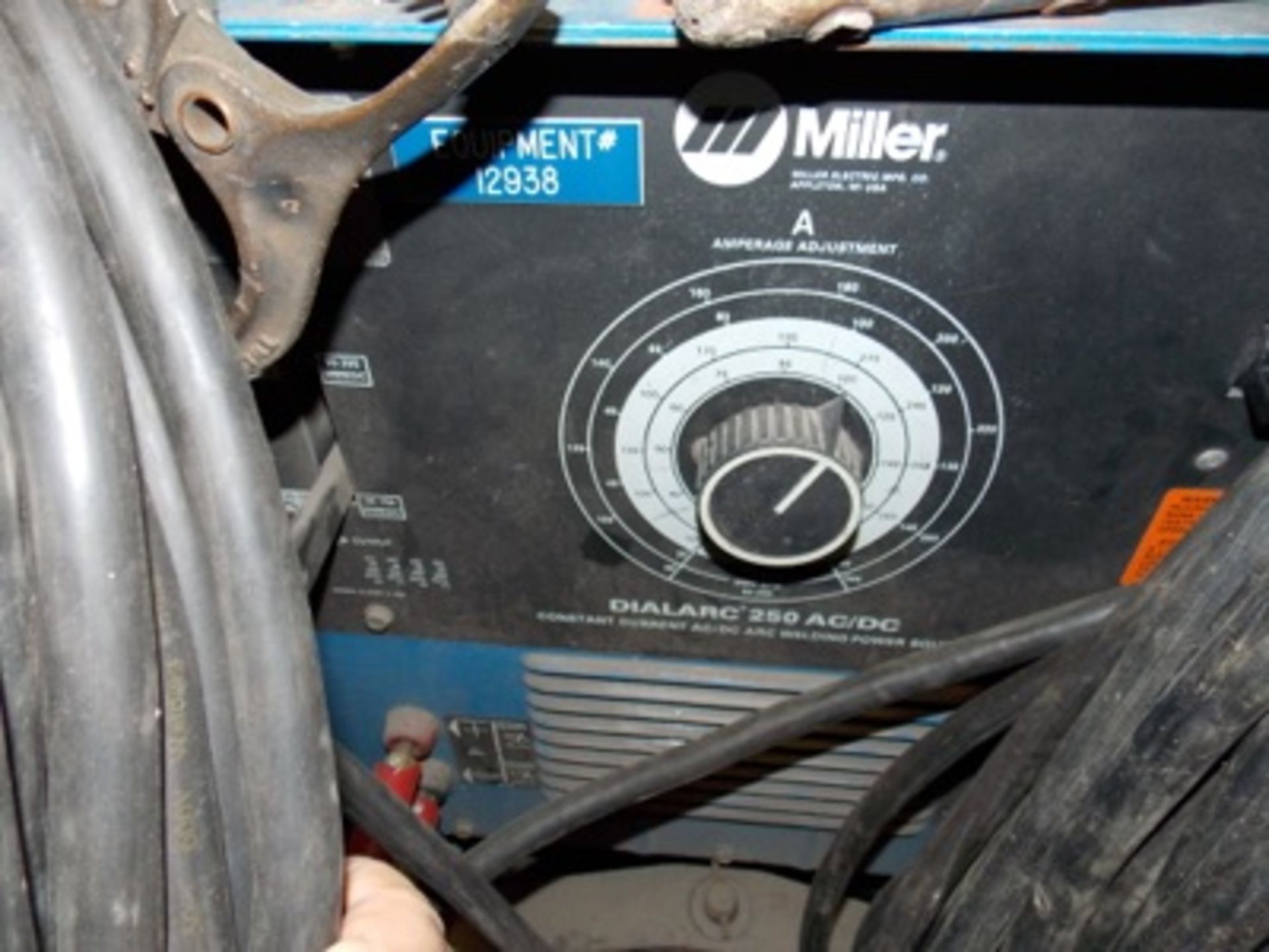 Miller Dialarc 250 Amp Welder - Image 2 of 2