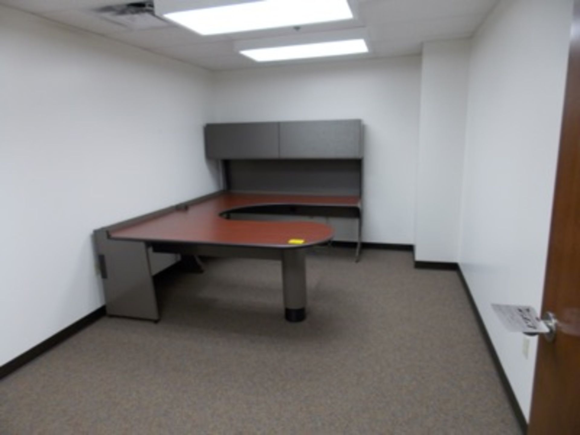 (Lot) Office Furniture in (8) Rooms - Image 4 of 8