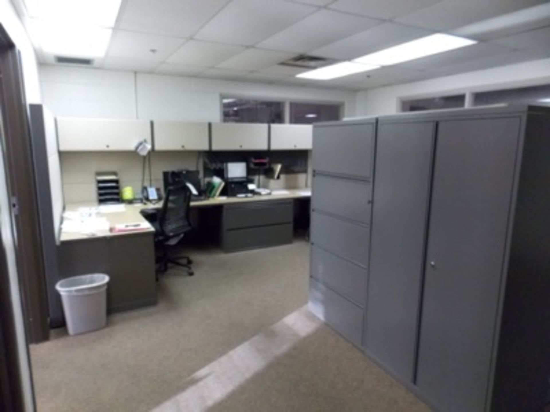 (Lot) Office Furniture in Room (No Phones, - Image 2 of 2
