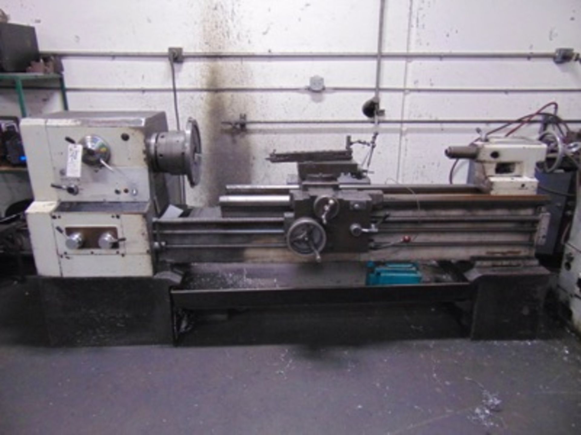 Select mod. 1860G, Engine Lathe, 18' Swing x60" w/ 3-Jaw Chuck 16-Spd, 15 to 18,000 RPM w/ Tail