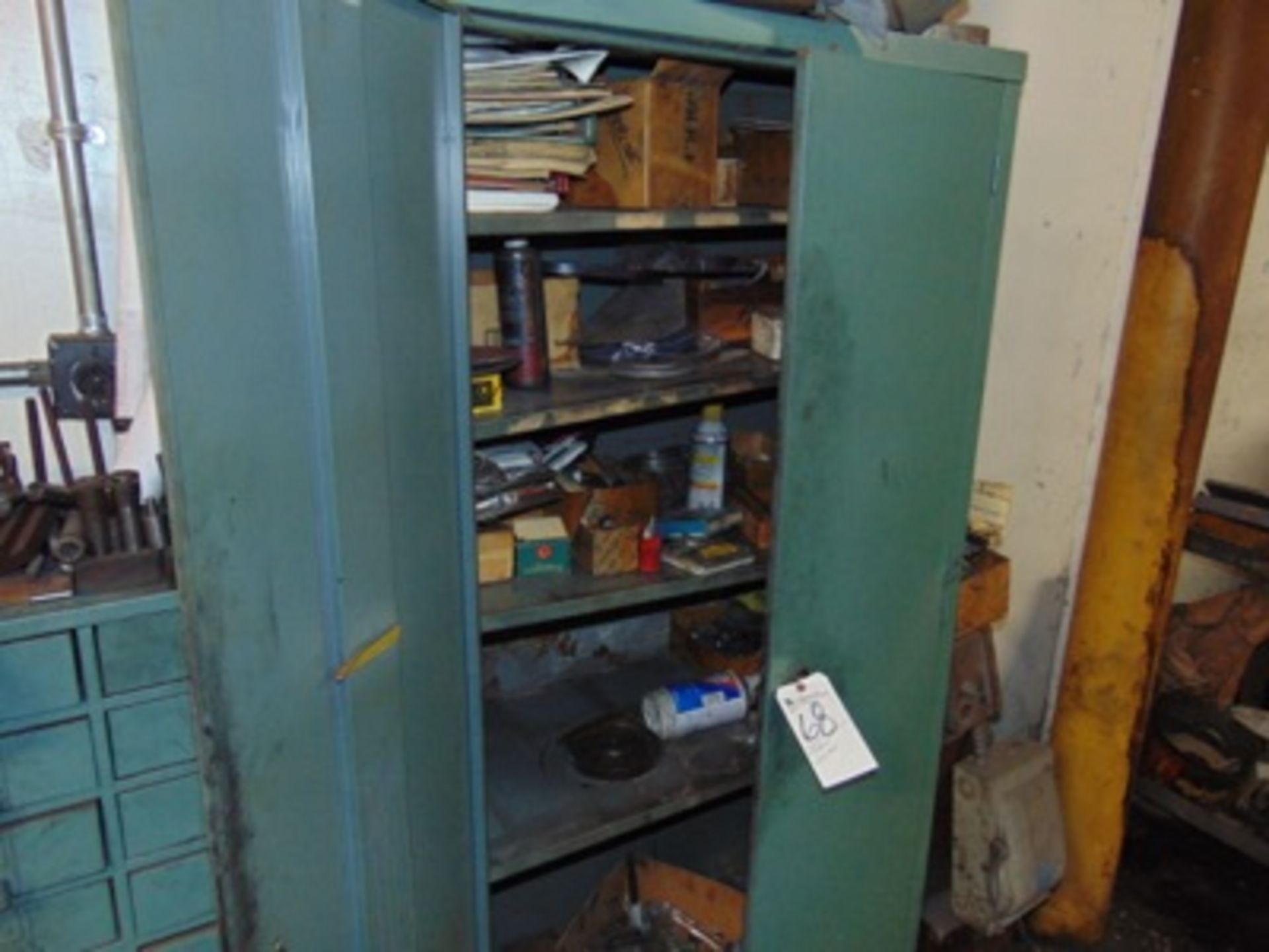 (Lot) Cabinet w/ Contents