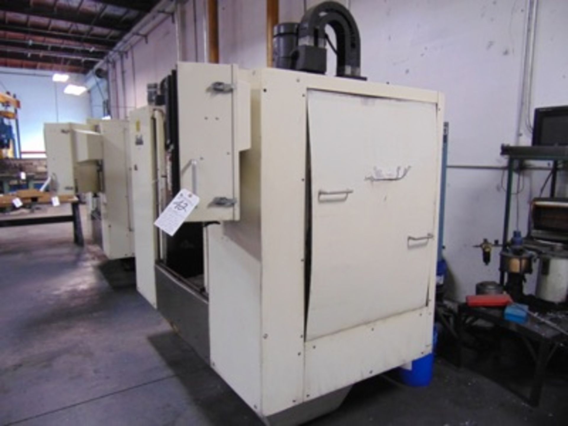 1994 Fadal mod. VMC40, CNC Machine CTRVertical 3-Axis Fadal CNC88HS Controls, 16" x 29.5" Table, - Image 2 of 5