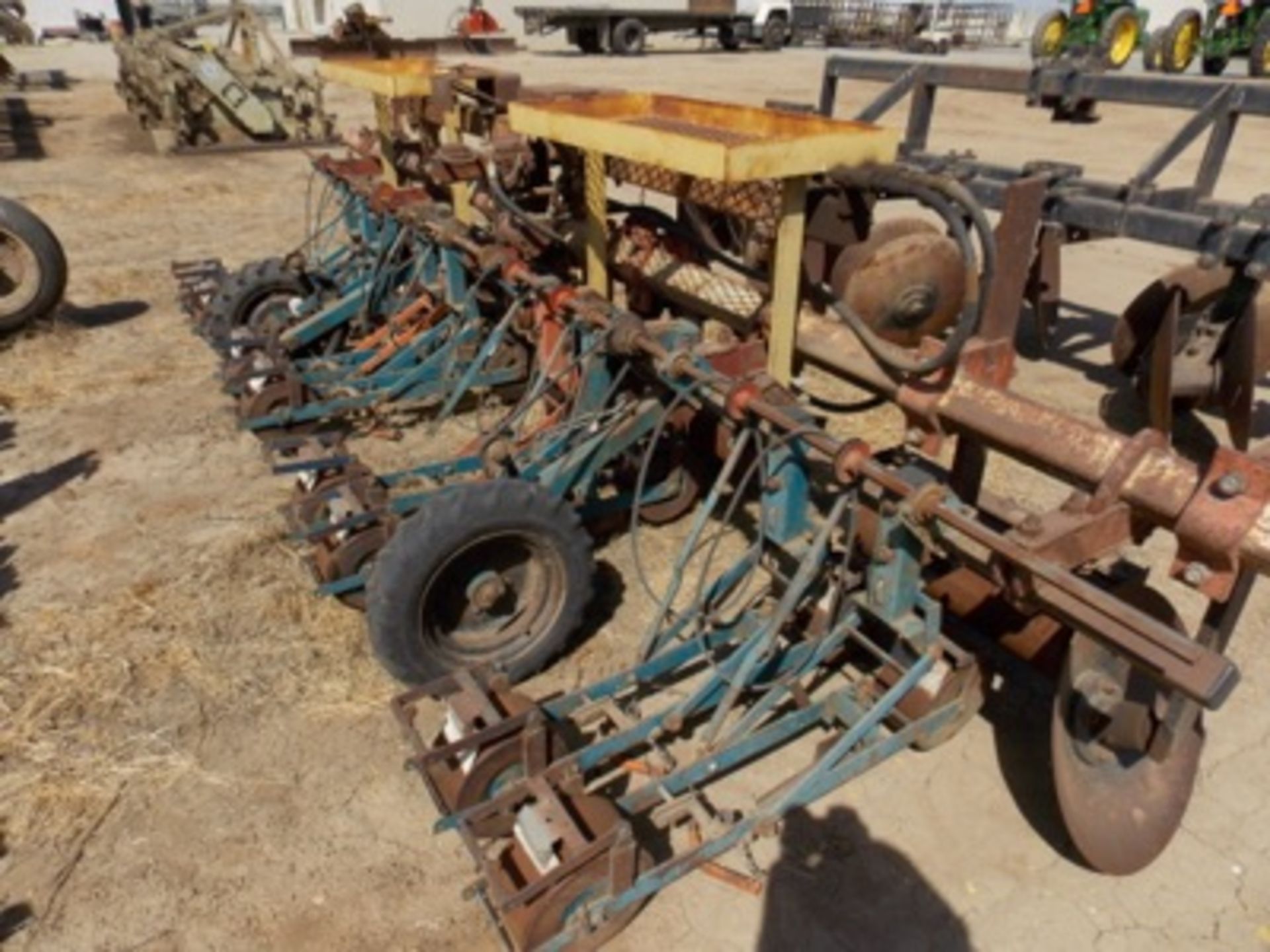 Stan Hay 4-40, 4 Bed 40" Planter; S/N n/a - Image 2 of 3