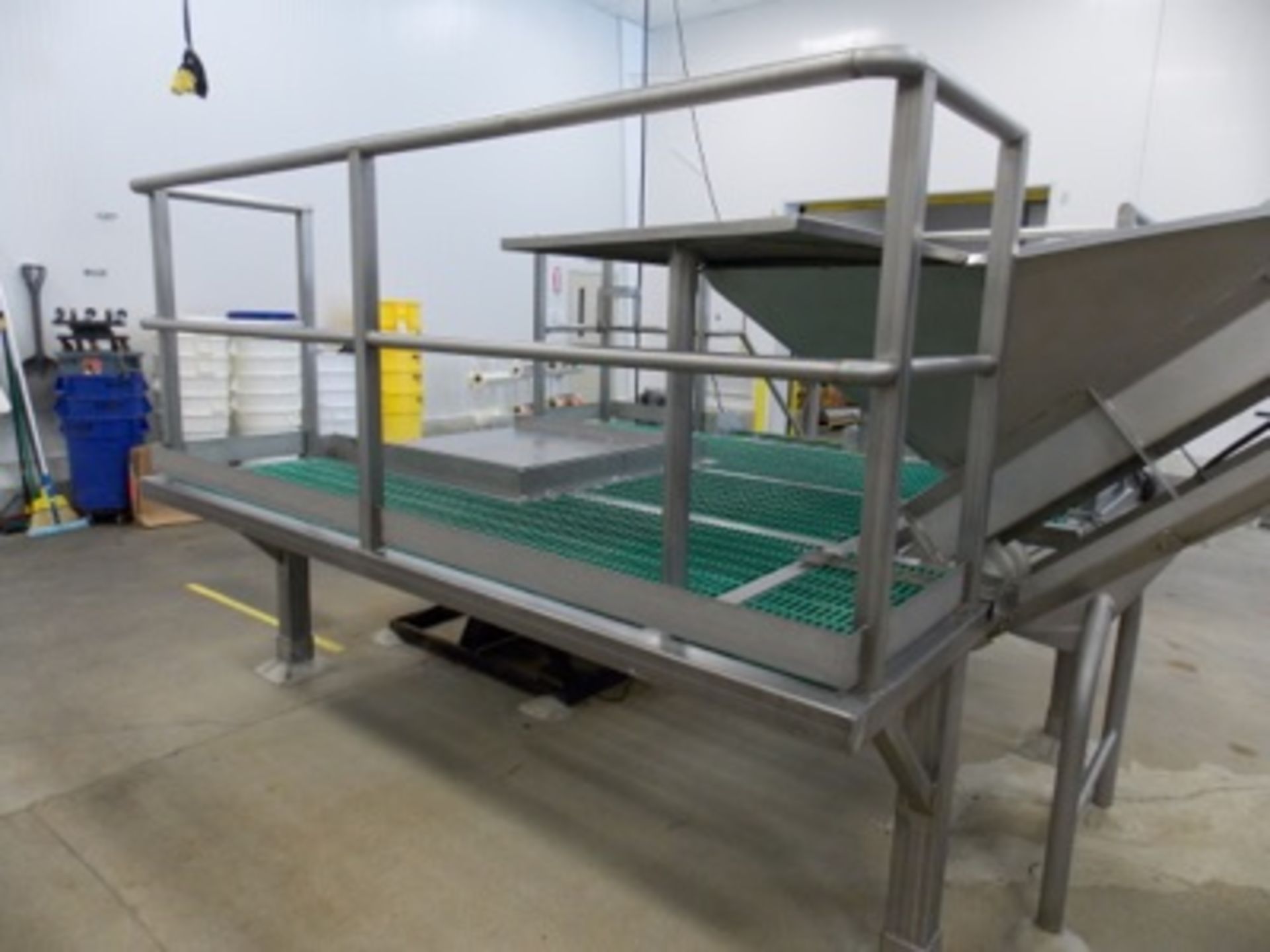 (Lot) Bean Unloading Platform w/ 2500lb. Scissor Lift, S.S. Platform - Image 3 of 3