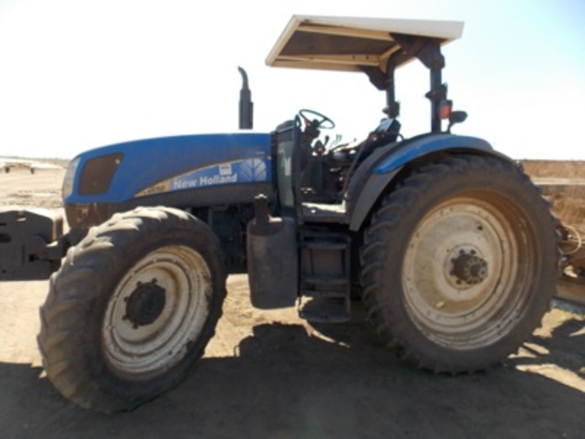 (2008) New Holland mod. T6050, 4WD, Farm Tractor, 8-Spd Low & High, 3pt. Hitch, Hrs: 7509; - Image 3 of 11